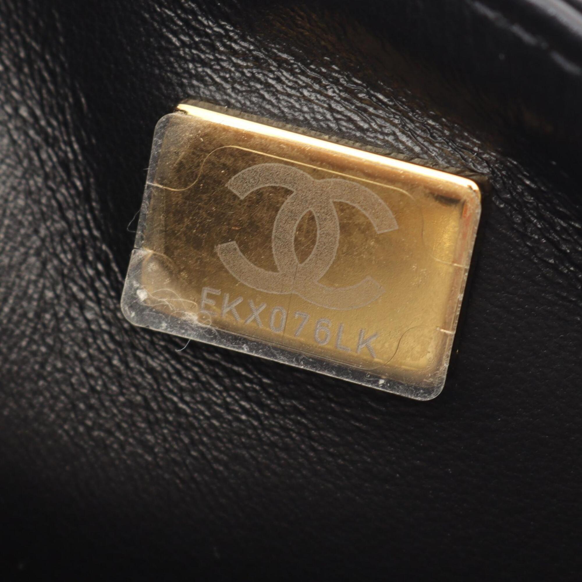 Chanel Black Leather Handbag Shoulder Bag (Pre-Owned)