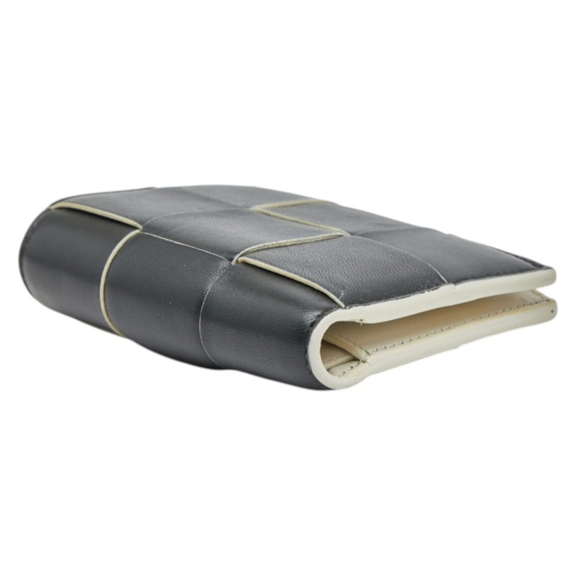 Bottega Veneta Black Leather Wallet (Bi-Fold) (Pre-Owned)