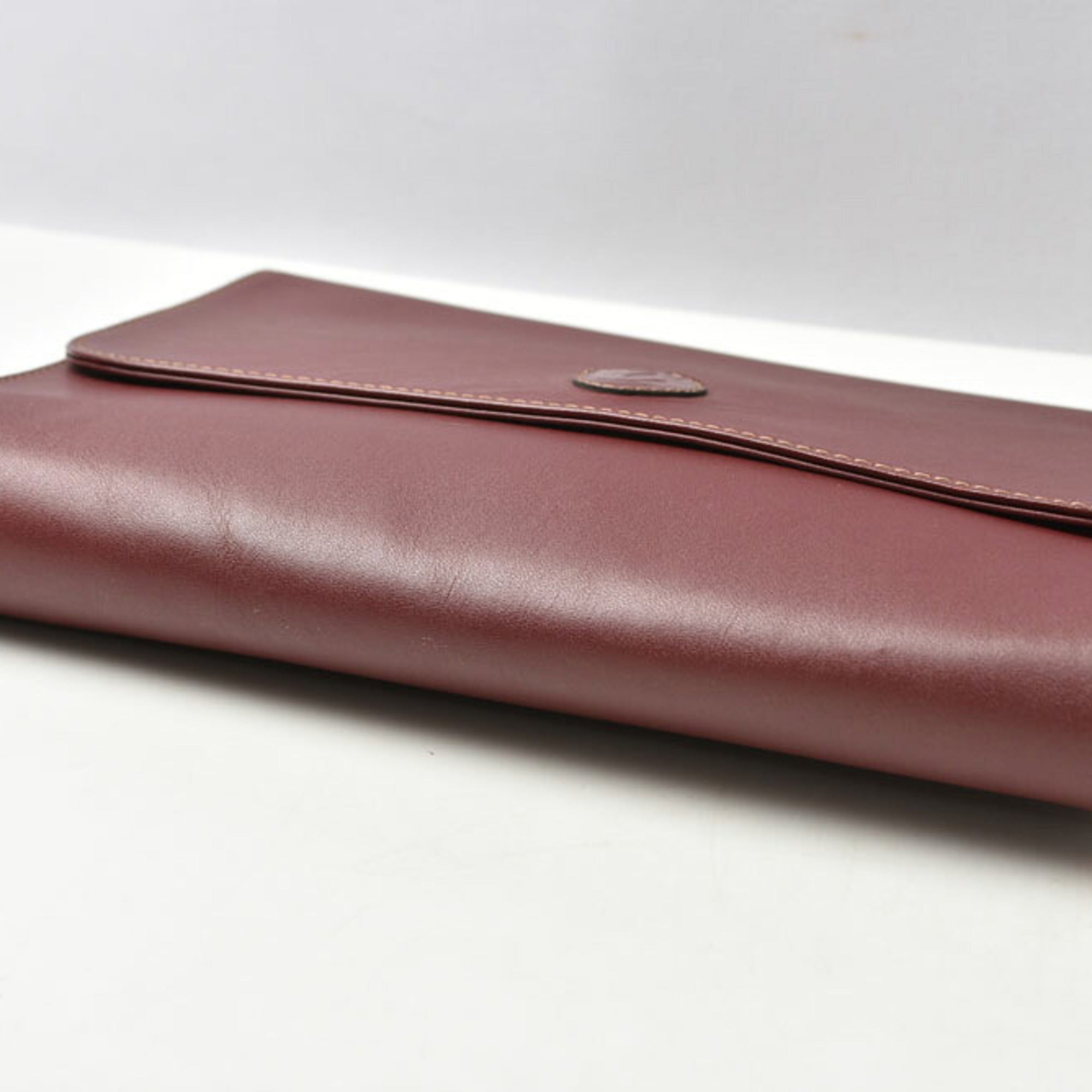 Cartier Bordeaux Leather Clutch Bag (Pre-Owned)