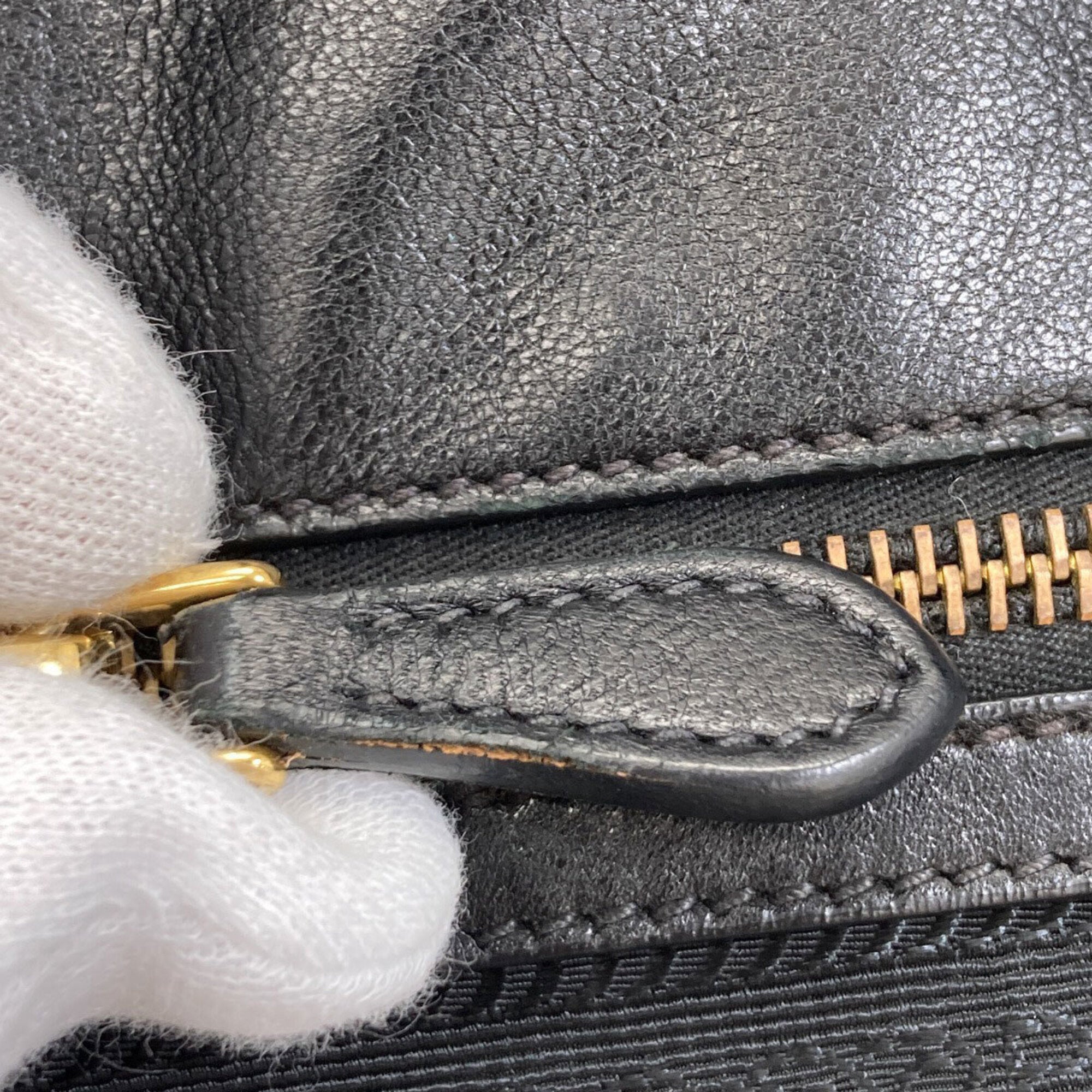 Prada Black Nylon Tote Bag (Pre-Owned)