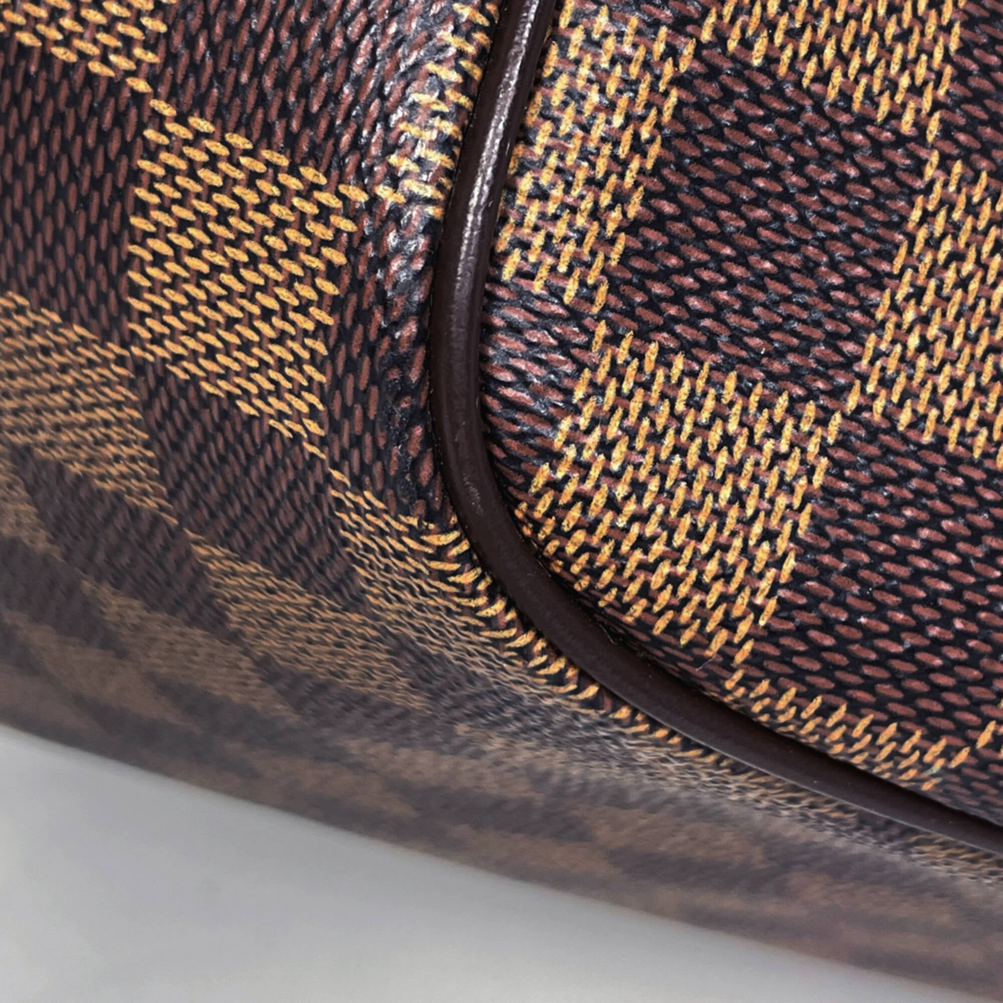 Louis Vuitton Brown Damier Canvas Handbag Shoulder Bag (Pre-Owned)