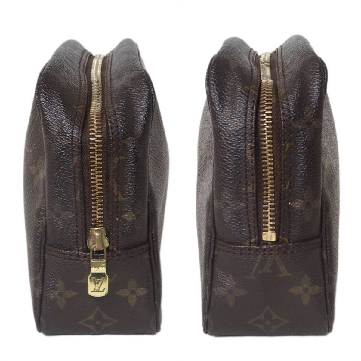 Louis Vuitton Brown Pouch (Pre-Owned)