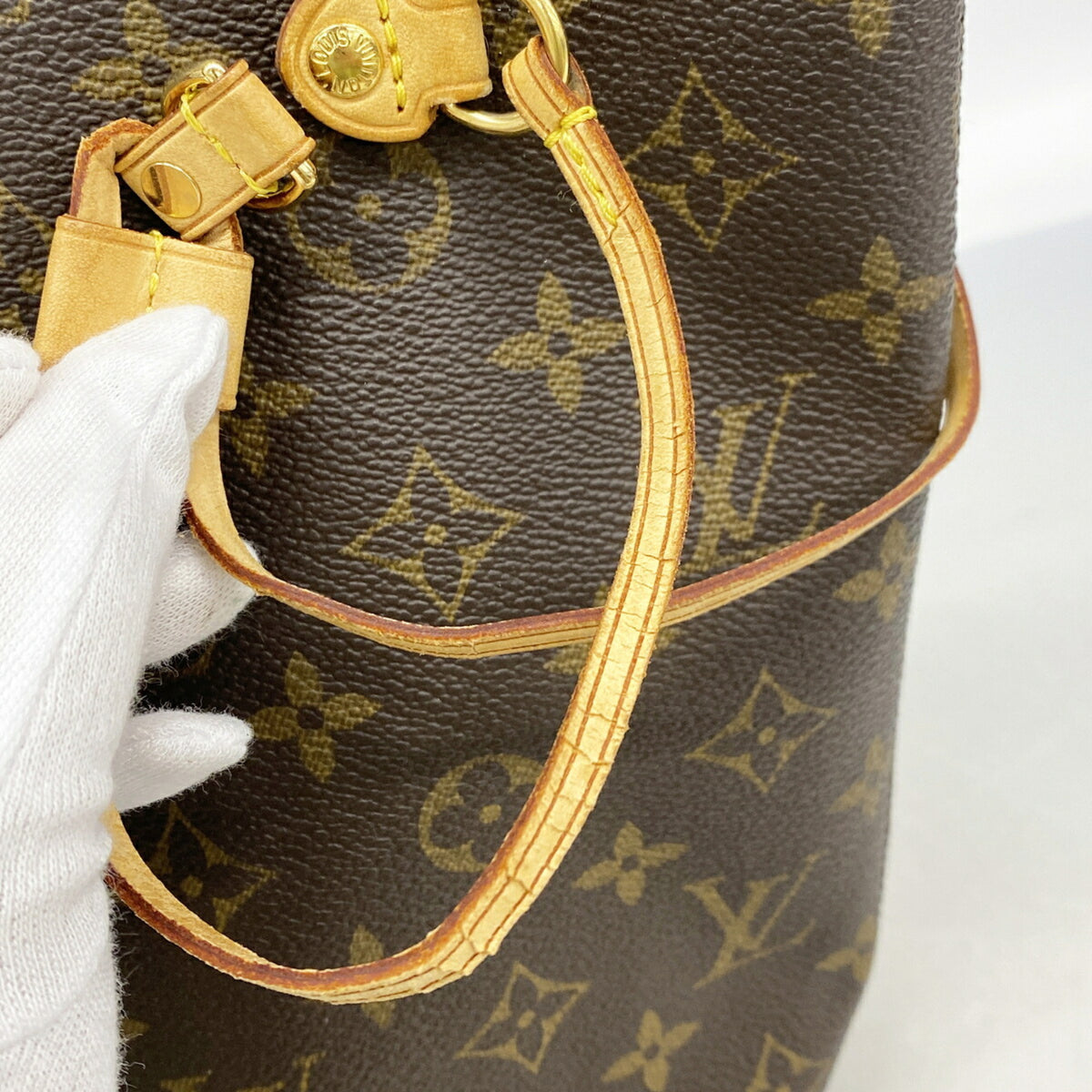 Louis Vuitton Brown Tote Bag (Pre-Owned)