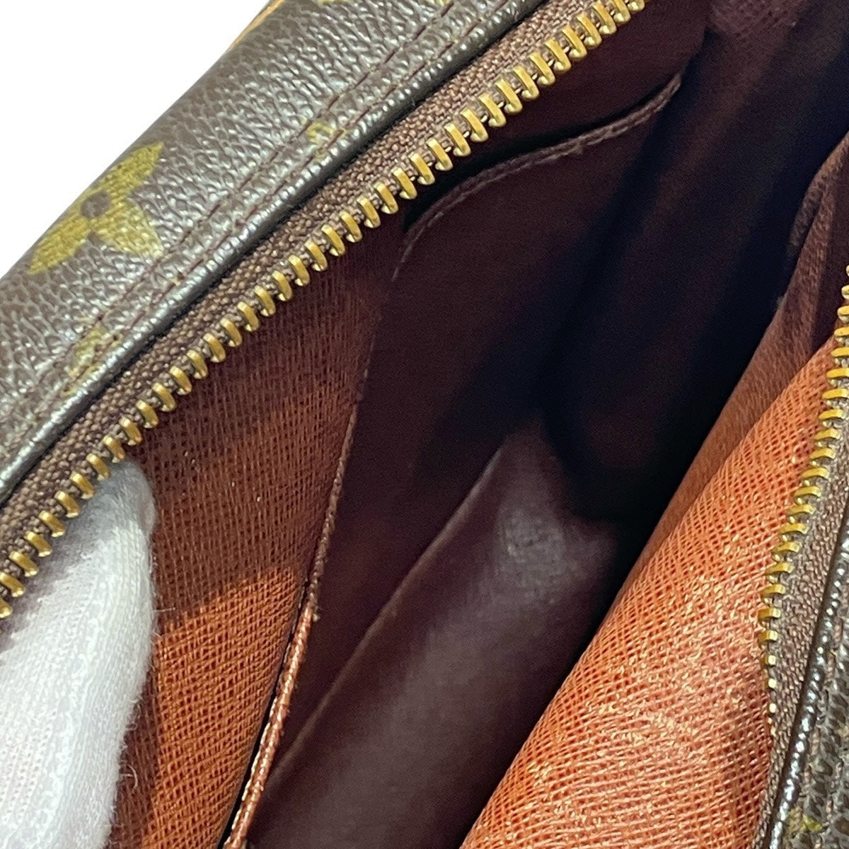 Louis Vuitton Monogram Brown Monogram Shoulder Bag (Pre-Owned)