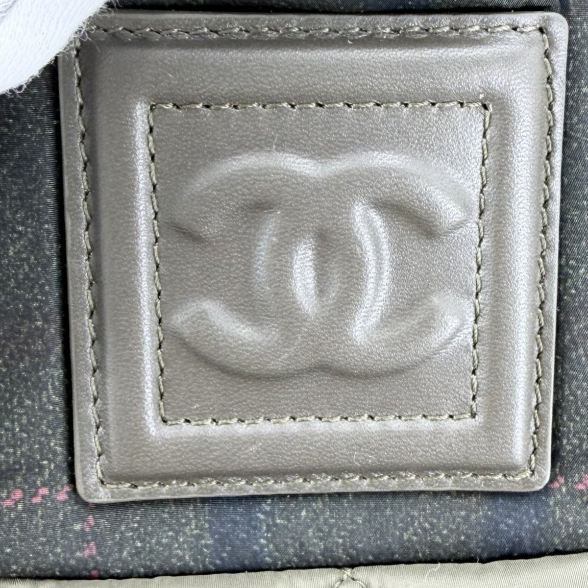 Chanel Green Khaki Leather Nylon Handbag Tote Bag (Pre-Owned)