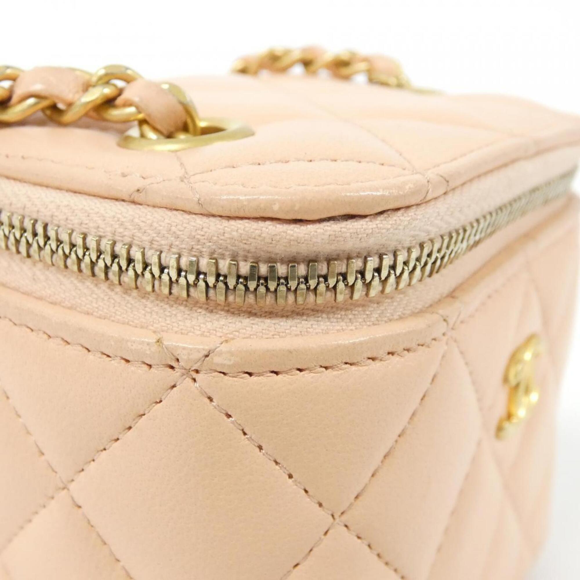Chanel Pink Shoulder Bag (Pre-Owned)
