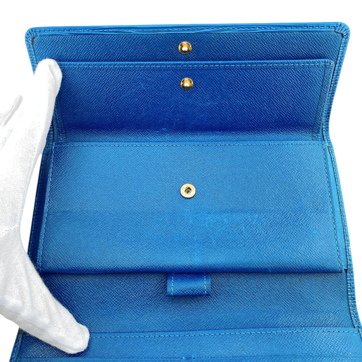 Louis Vuitton Epi Blue Epi Leather Long Wallet (Bi-Fold) (Pre-Owned)