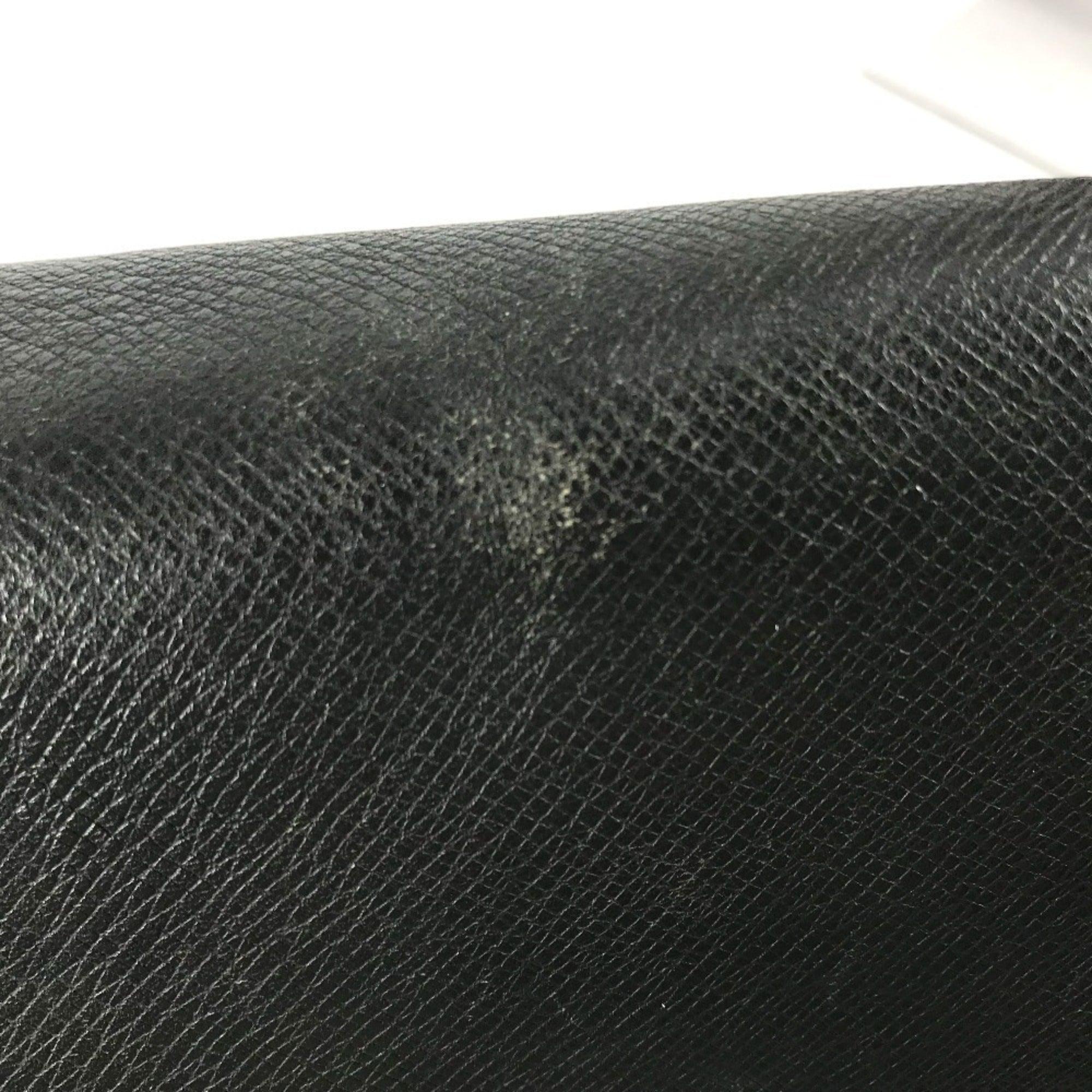 Louis Vuitton Ardoise Black Taiga Leather Leather Messenger Bag Shoulder Bag (Pre-Owned)