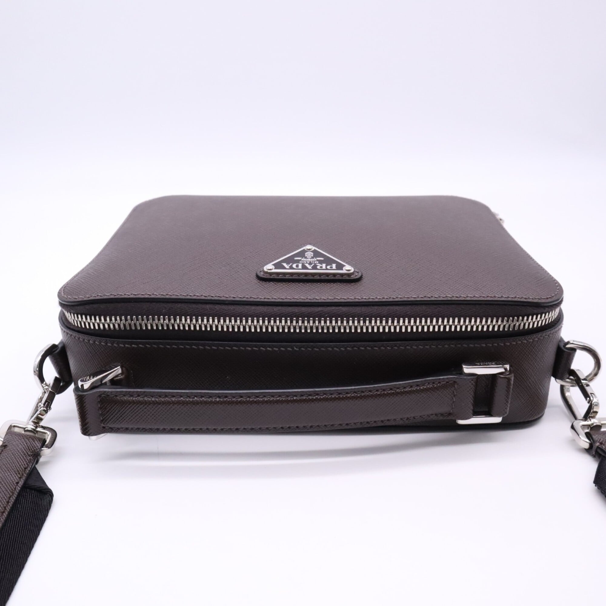 Prada Saffiano Brown Saffiano Shoulder Bag (Pre-Owned)