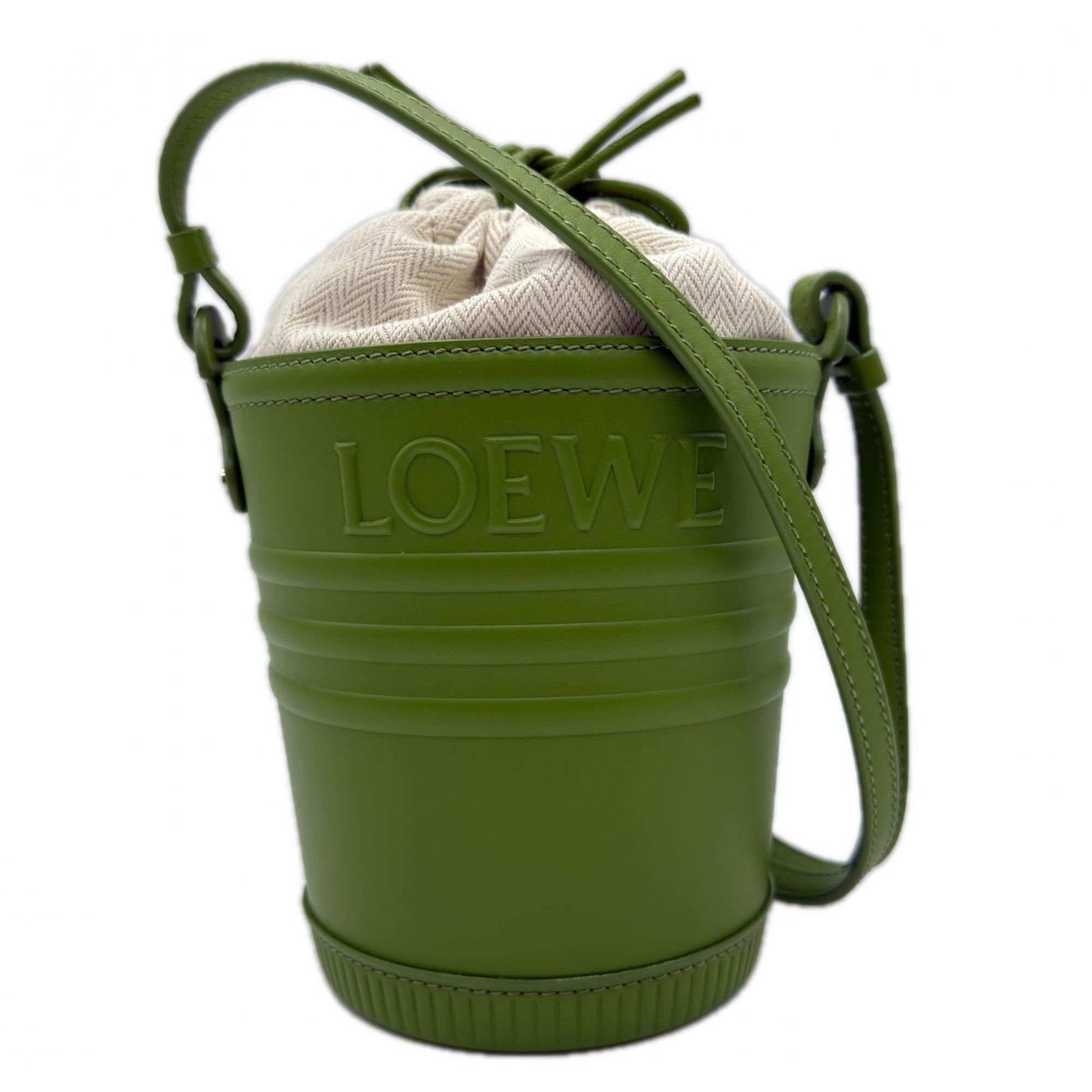 Loewe Green Canvas Leather Shoulder Bag (Pre-Owned)