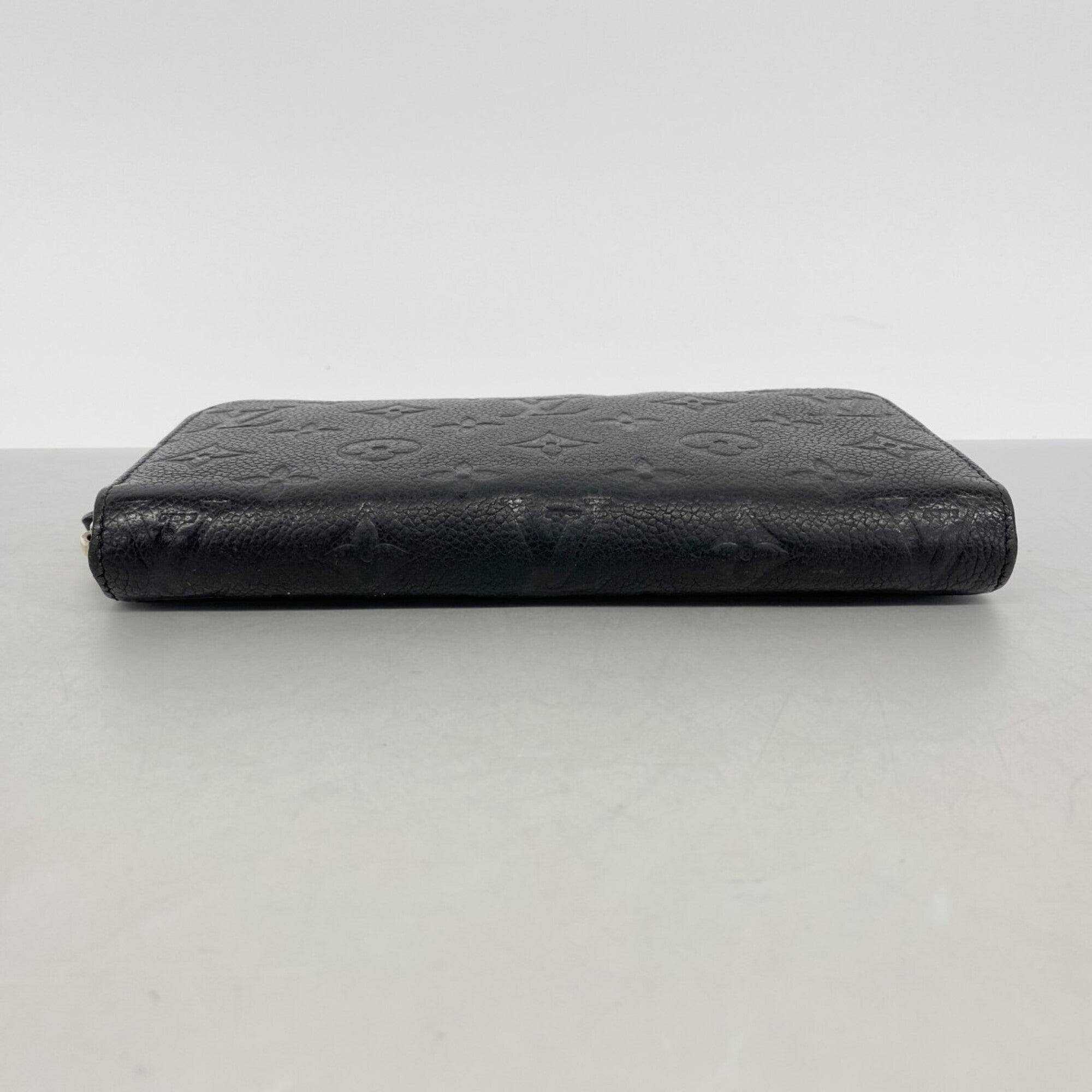 Louis Vuitton Noir Long Wallet (Bi-Fold) (Pre-Owned)