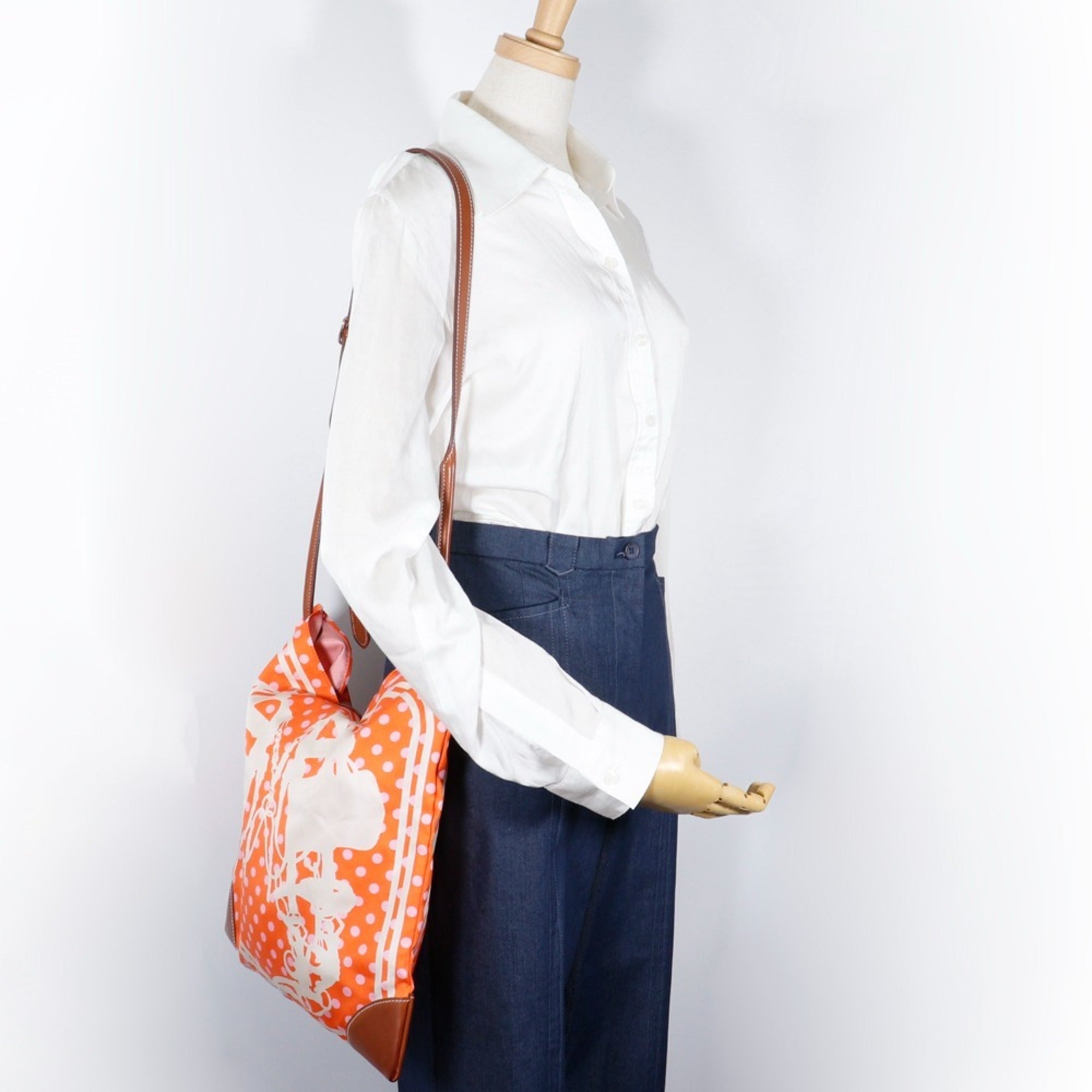 Hermes Orange Silk Shoulder Bag (Pre-Owned)
