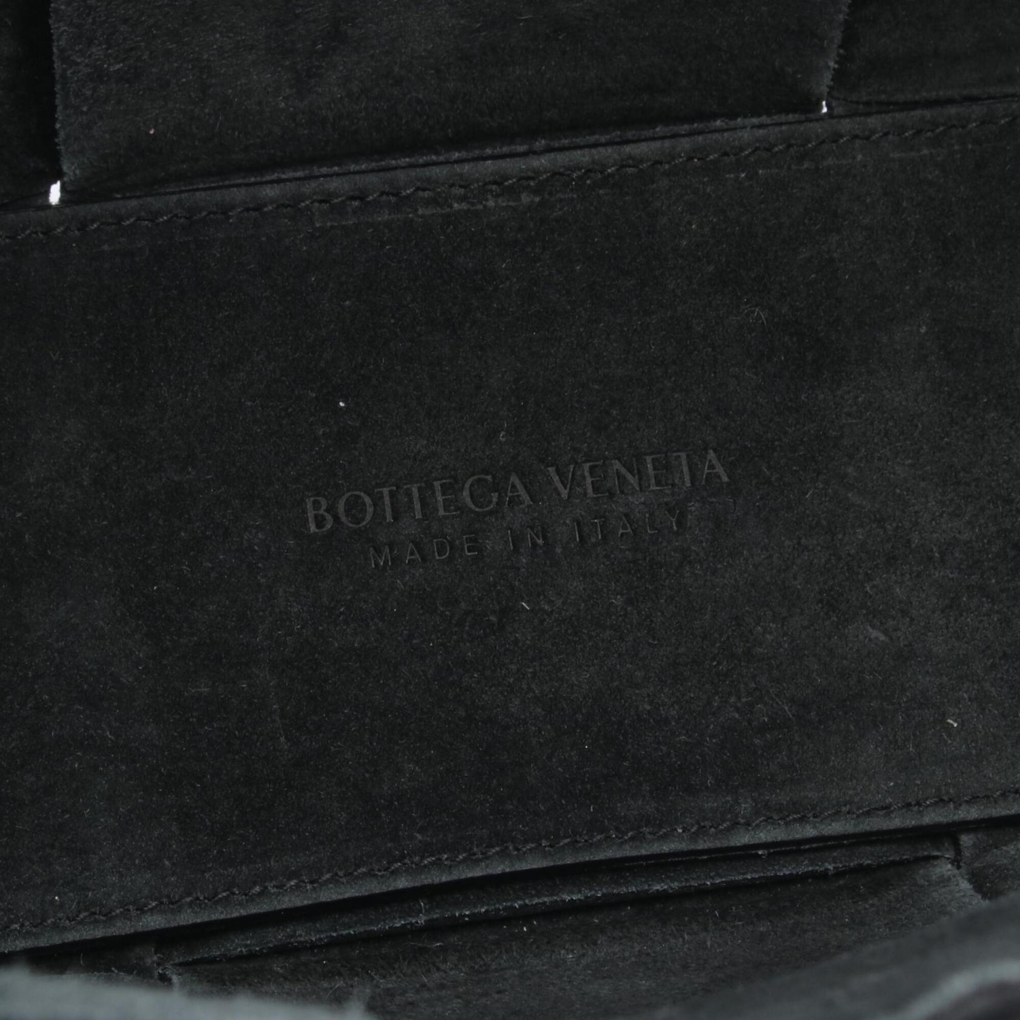 Bottega Veneta Black Leather Handbag Tote Bag (Pre-Owned)