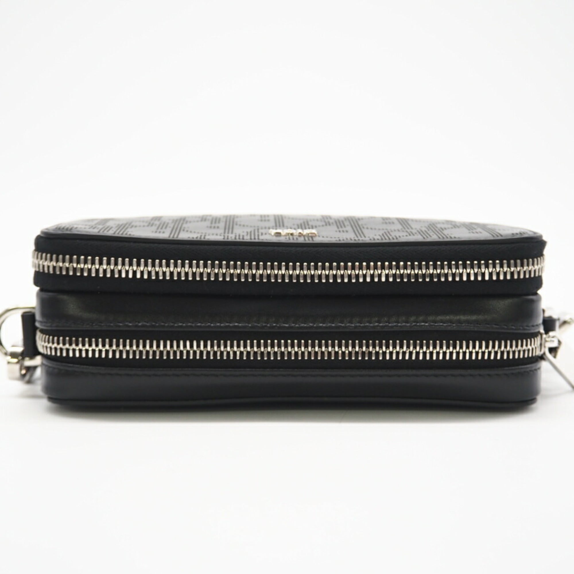 Christian Dior Black Leather Shoulder Bag (Pre-Owned)