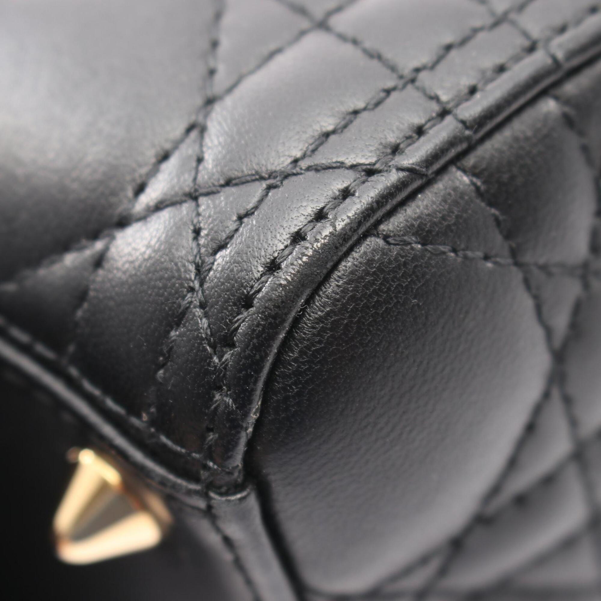 Christian Dior Black Leather Handbag (Pre-Owned)