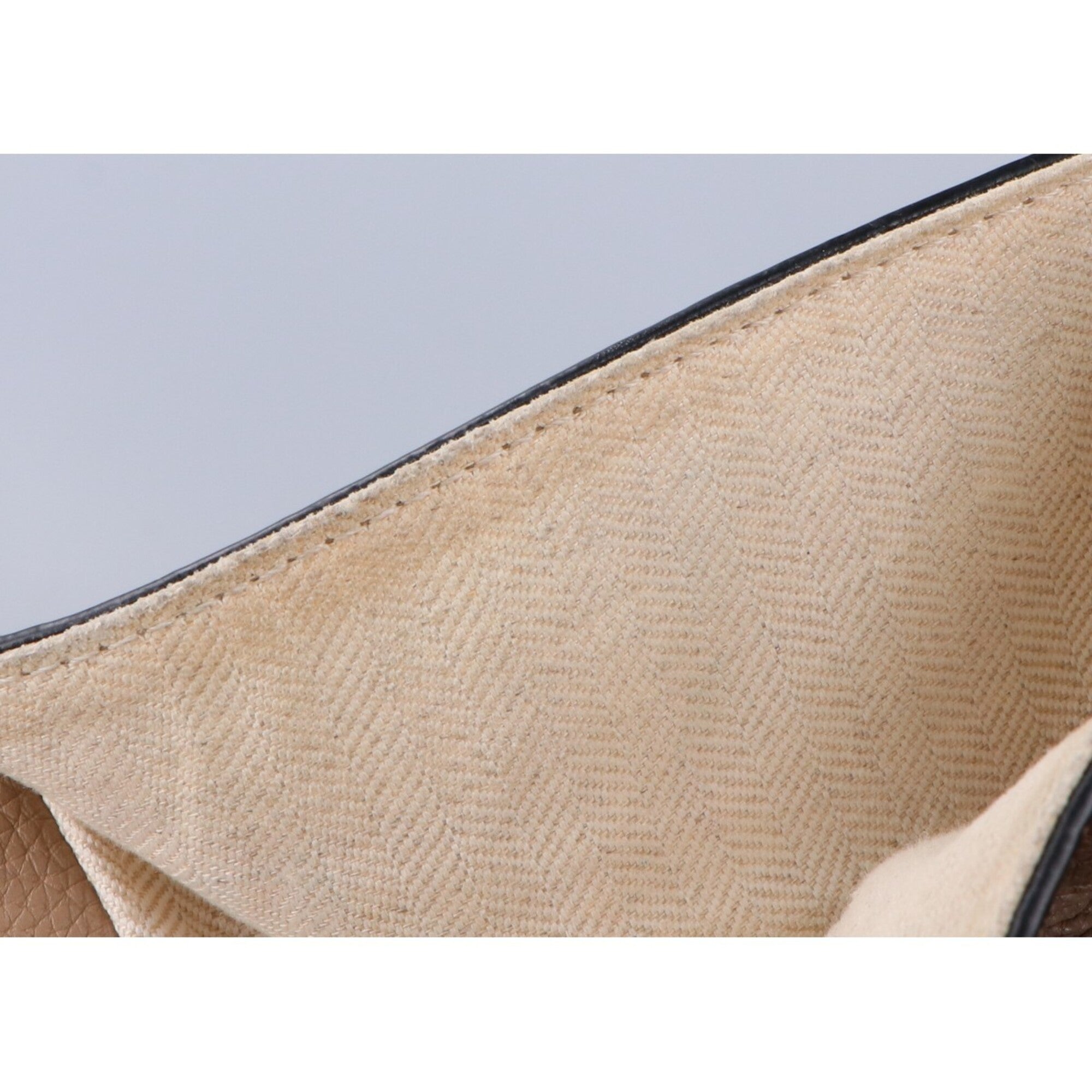 Loewe Gold Leather Handbag Shoulder Bag (Pre-Owned)