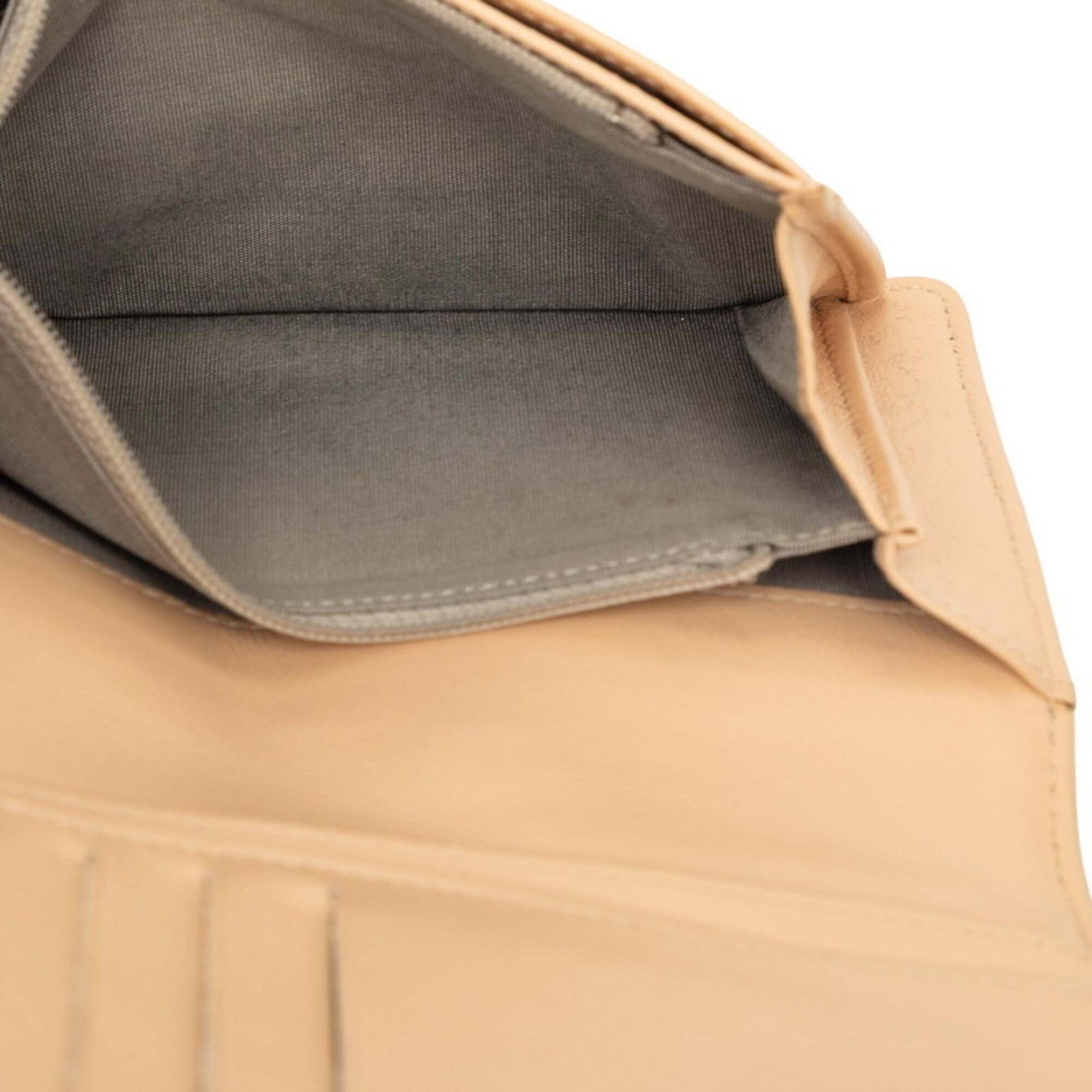 Chanel Beige Grained Calfskin Long Wallet (Bi-Fold) (Pre-Owned)