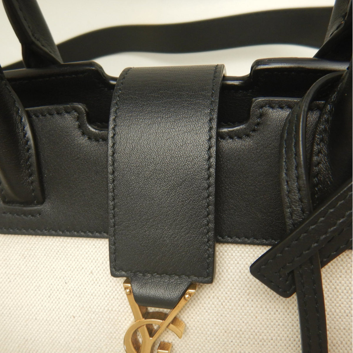 Yves Saint Laurent Black White Canvas Leather Handbag (Pre-Owned)