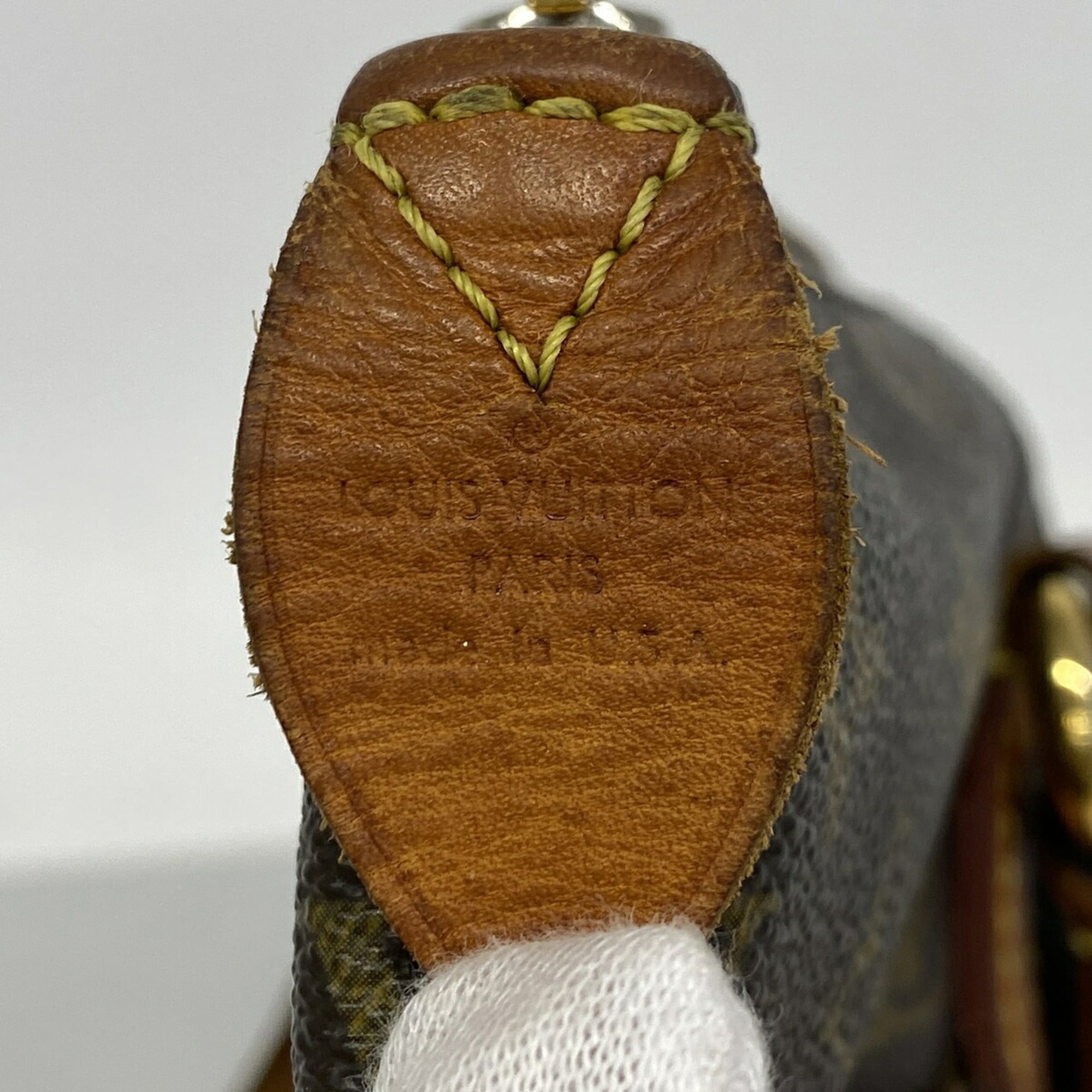 Louis Vuitton Brown Tote Bag (Pre-Owned)