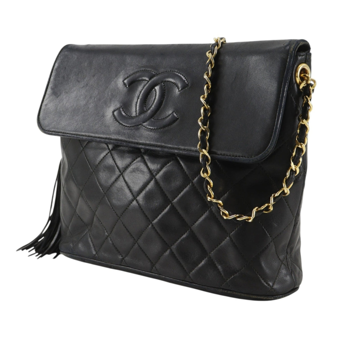 Chanel Matelasse Black Leather Shoulder Bag (Pre-Owned)