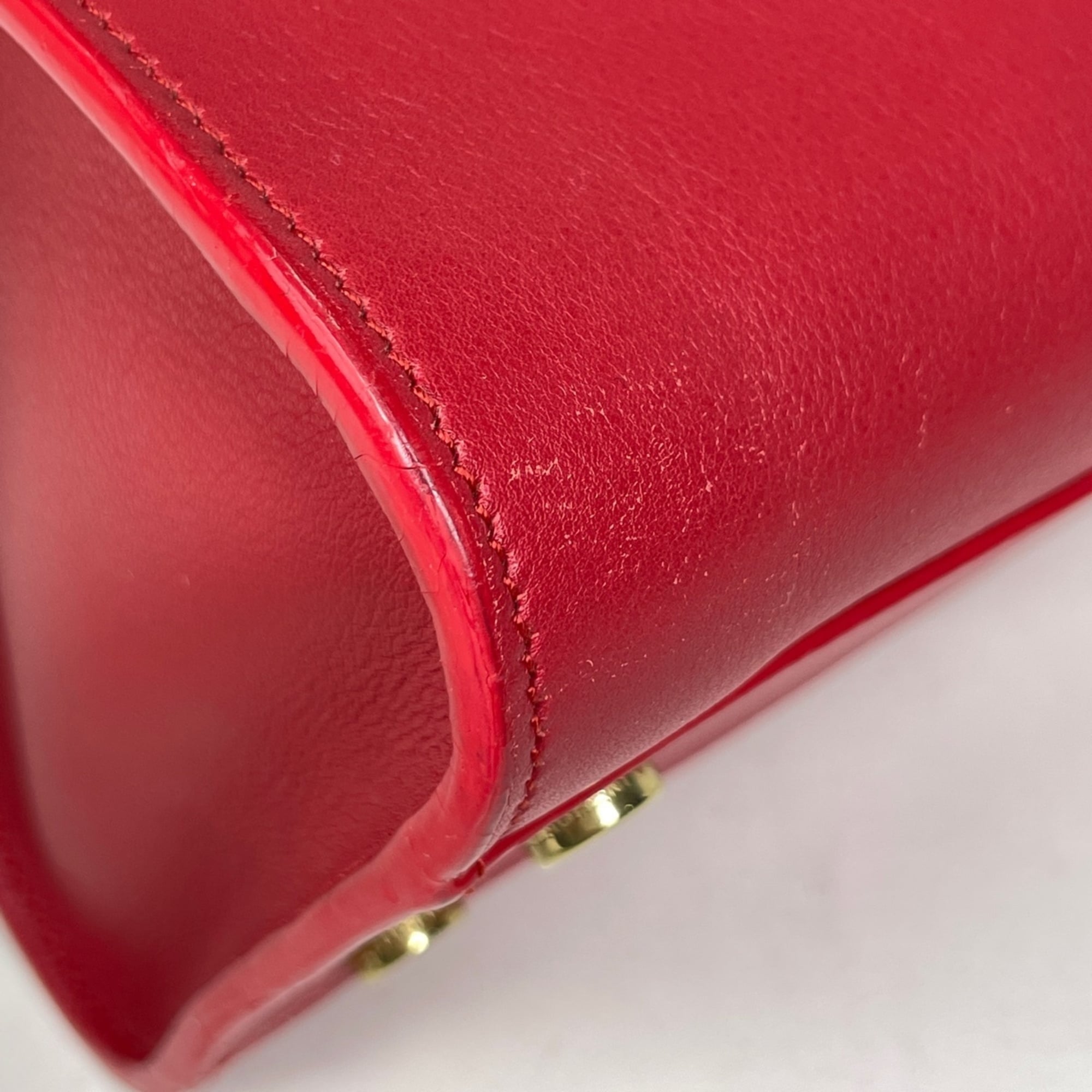 Saint Laurent Red Color Leather Handbag Shoulder Bag (Pre-Owned)