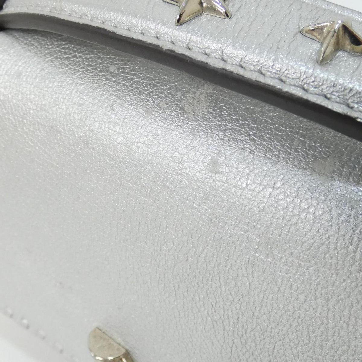 Louis Vuitton Silver Leather Handbag Shoulder Bag (Pre-Owned)
