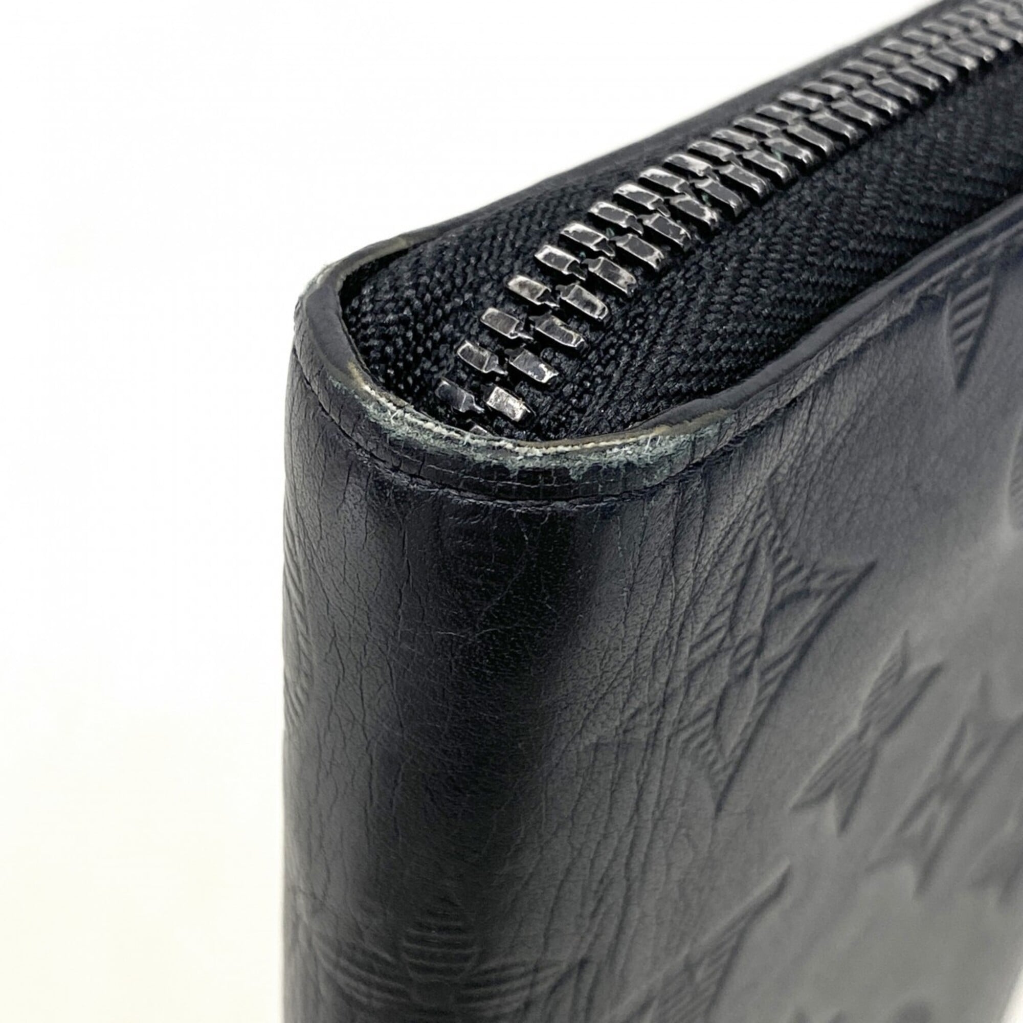Louis Vuitton Black Long Wallet (Bi-Fold) (Pre-Owned)