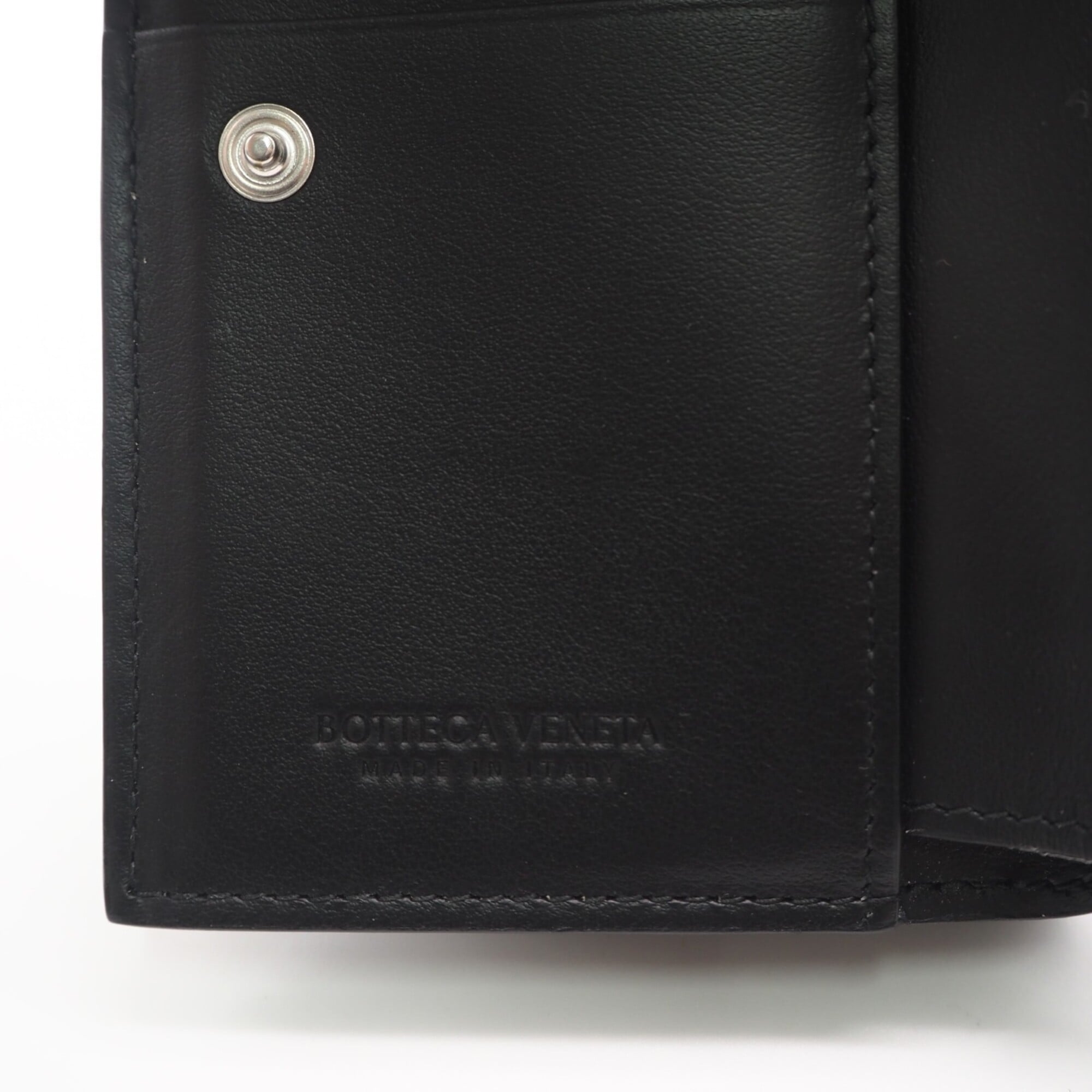 Bottega Veneta Intrecciato Black Leather Wallet (Bi-Fold) (Pre-Owned)