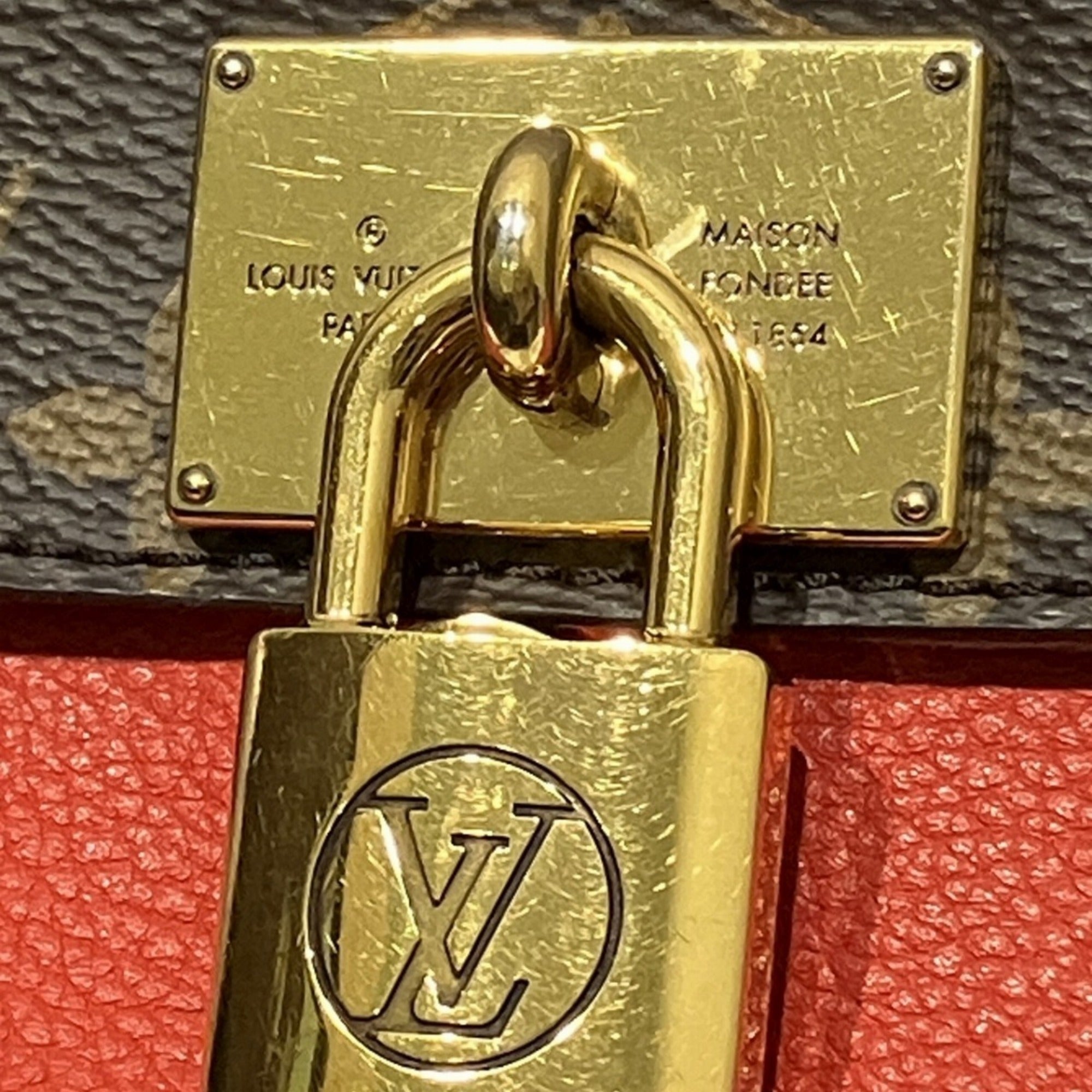 Louis Vuitton Brown Monogram Red Color Monogram Leather Handbag (Pre-Owned)