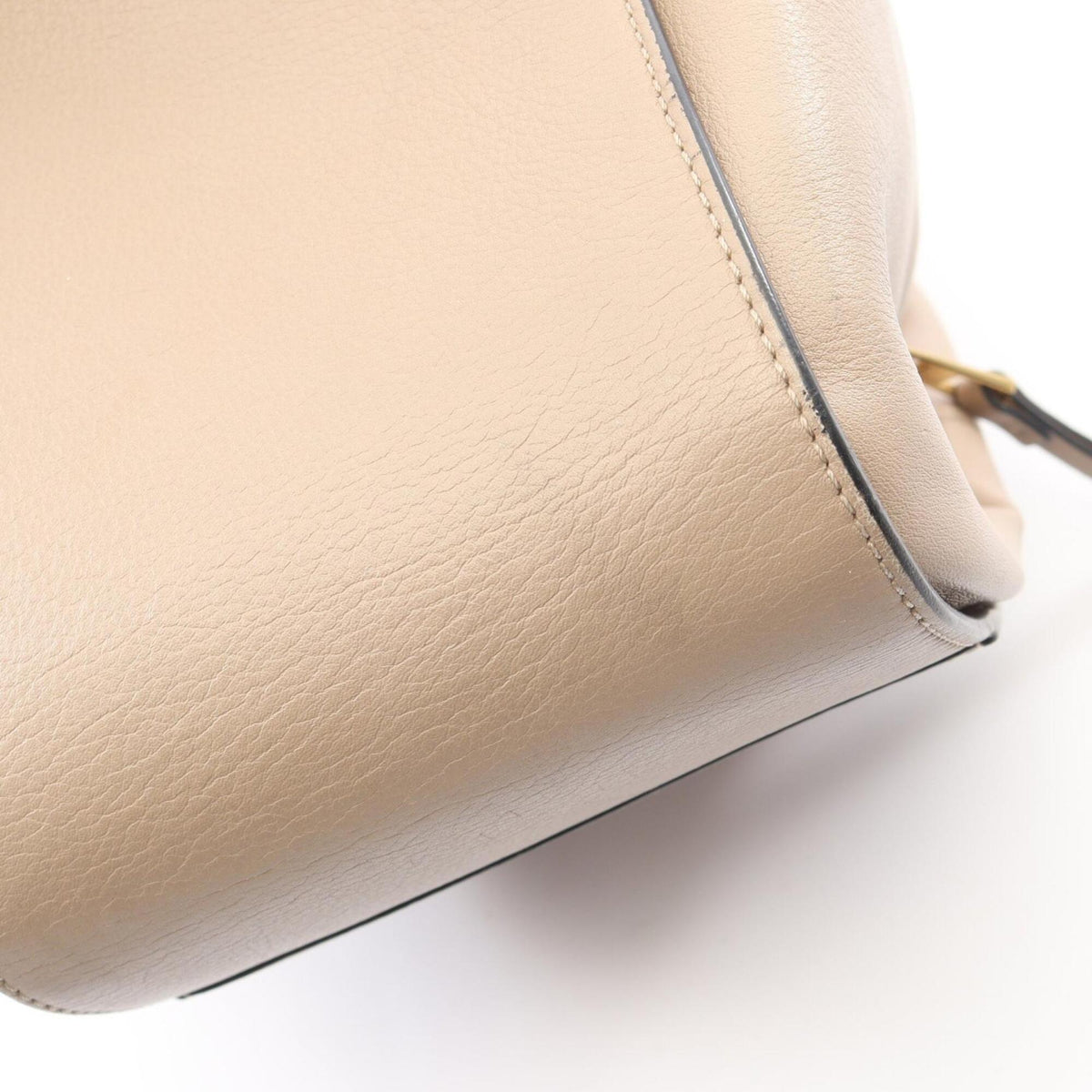 Loewe Beige Leather Handbag (Pre-Owned)
