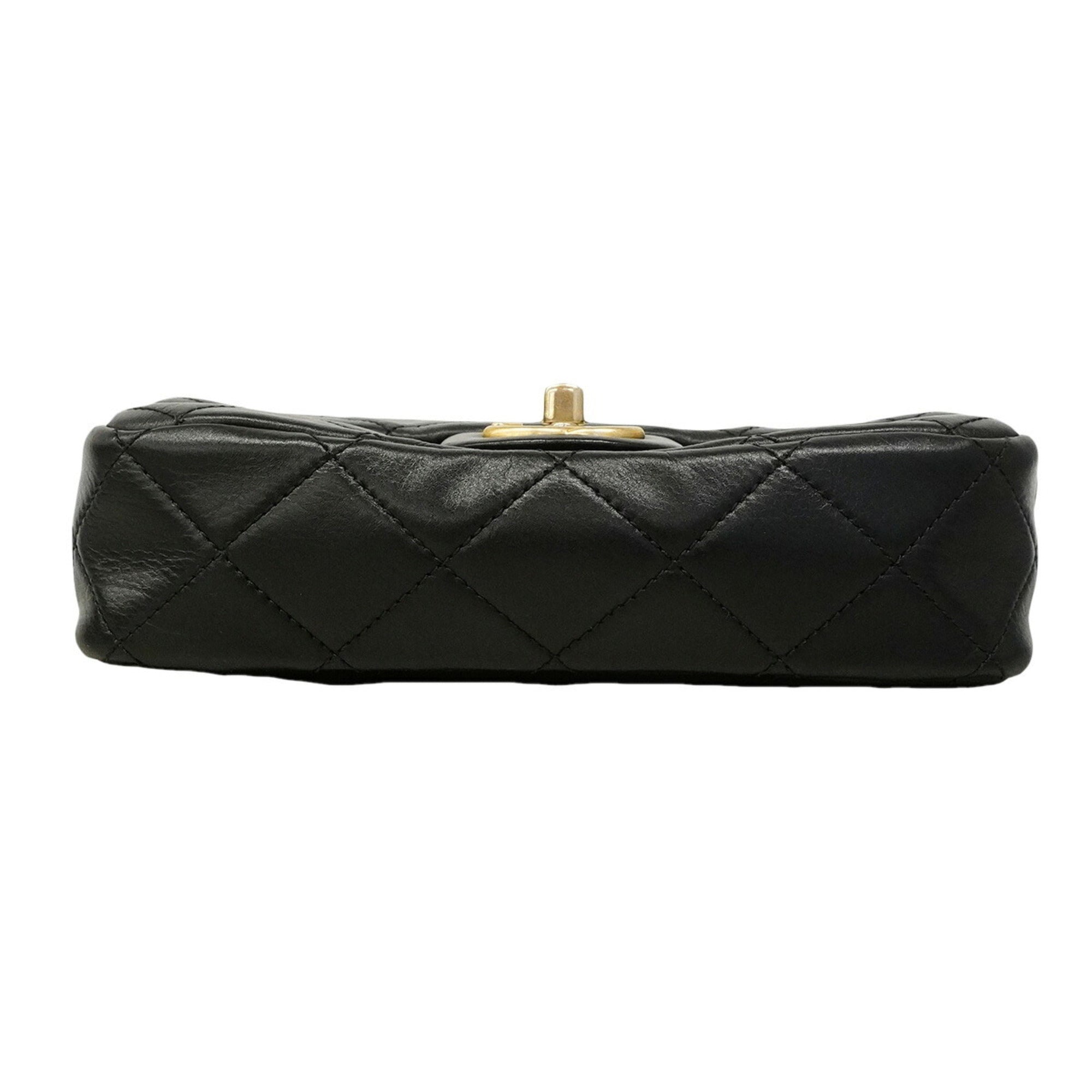 Chanel Black Leather Shoulder Bag (Pre-Owned)
