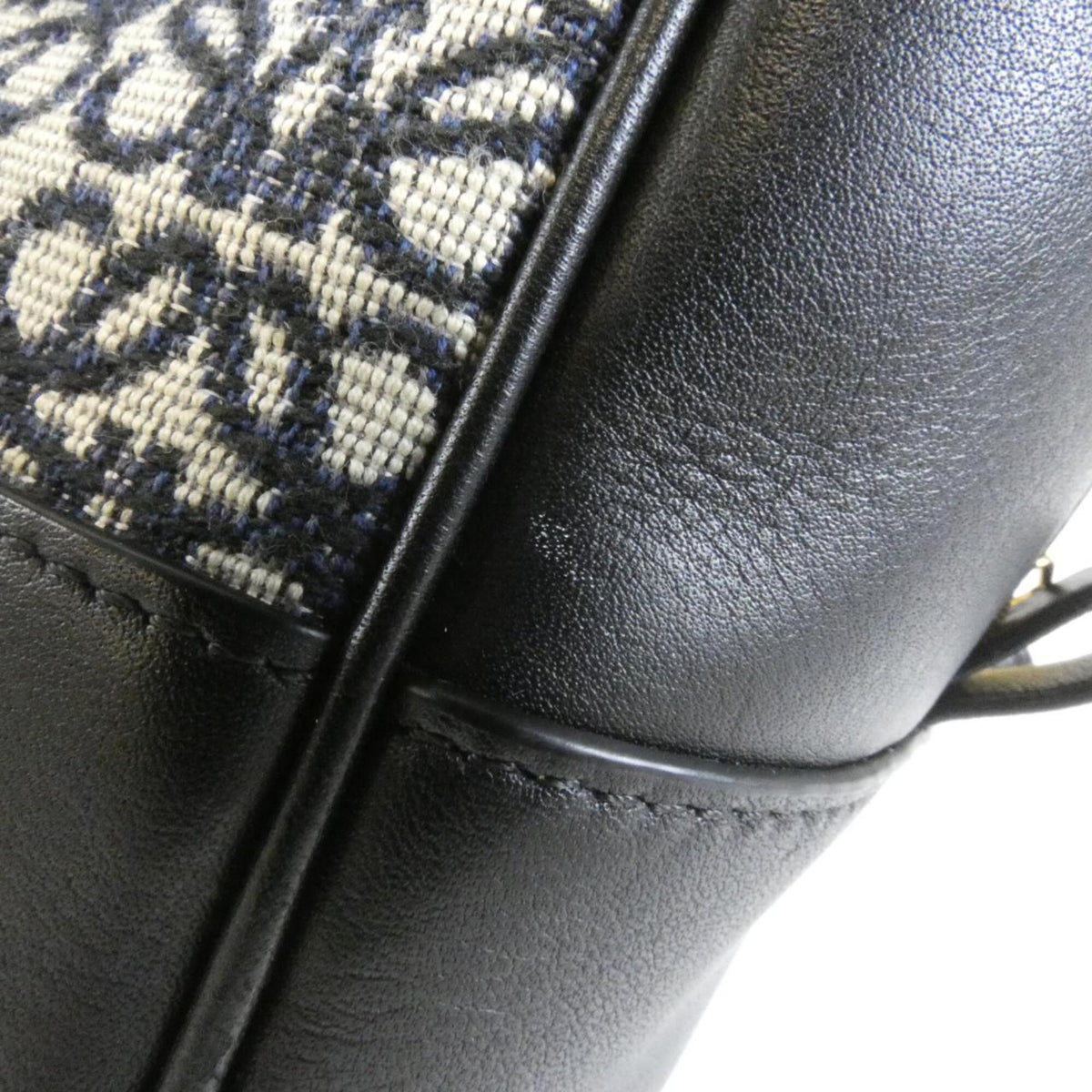 Loewe Black Navy Canvas Leather Handbag (Pre-Owned)