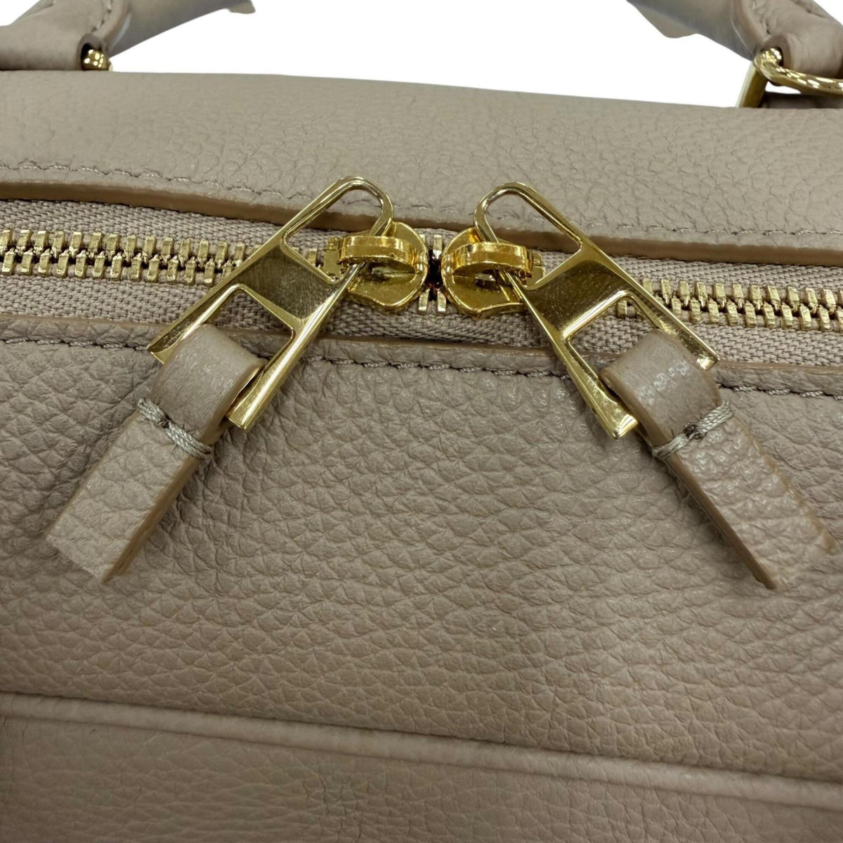 Loewe Beige Handbag Shoulder Bag (Pre-Owned)