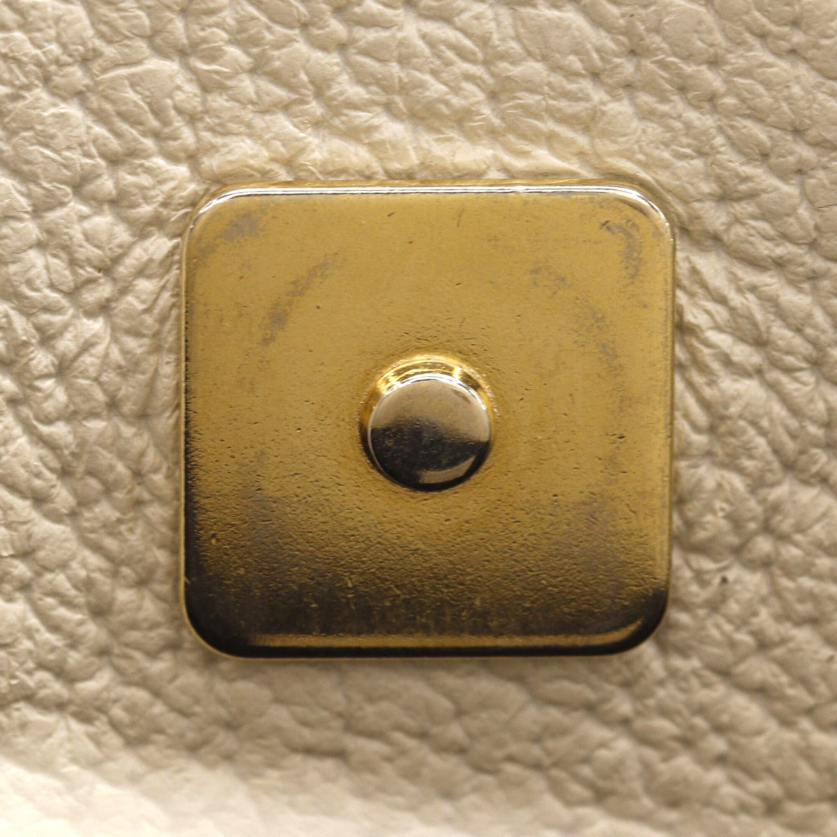 Gucci Gg Canvas Beige Gg Canvas Shoulder Bag (Pre-Owned)