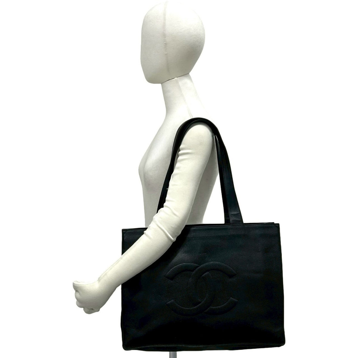 Chanel Black Grained Calfskin Shoulder Bag Tote Bag (Pre-Owned)