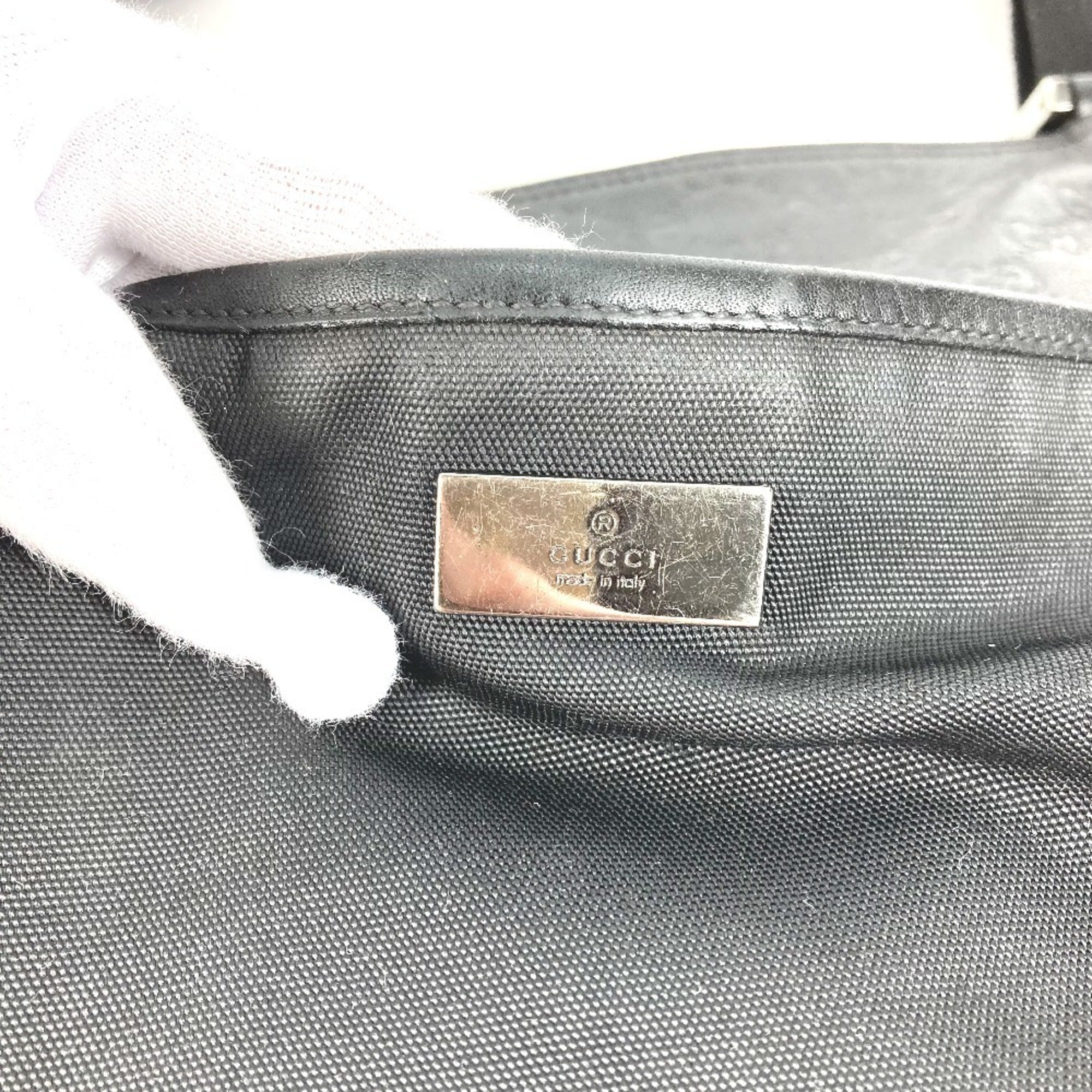 Gucci Black Leather Pochette Shoulder Bag Tote Bag (Pre-Owned)