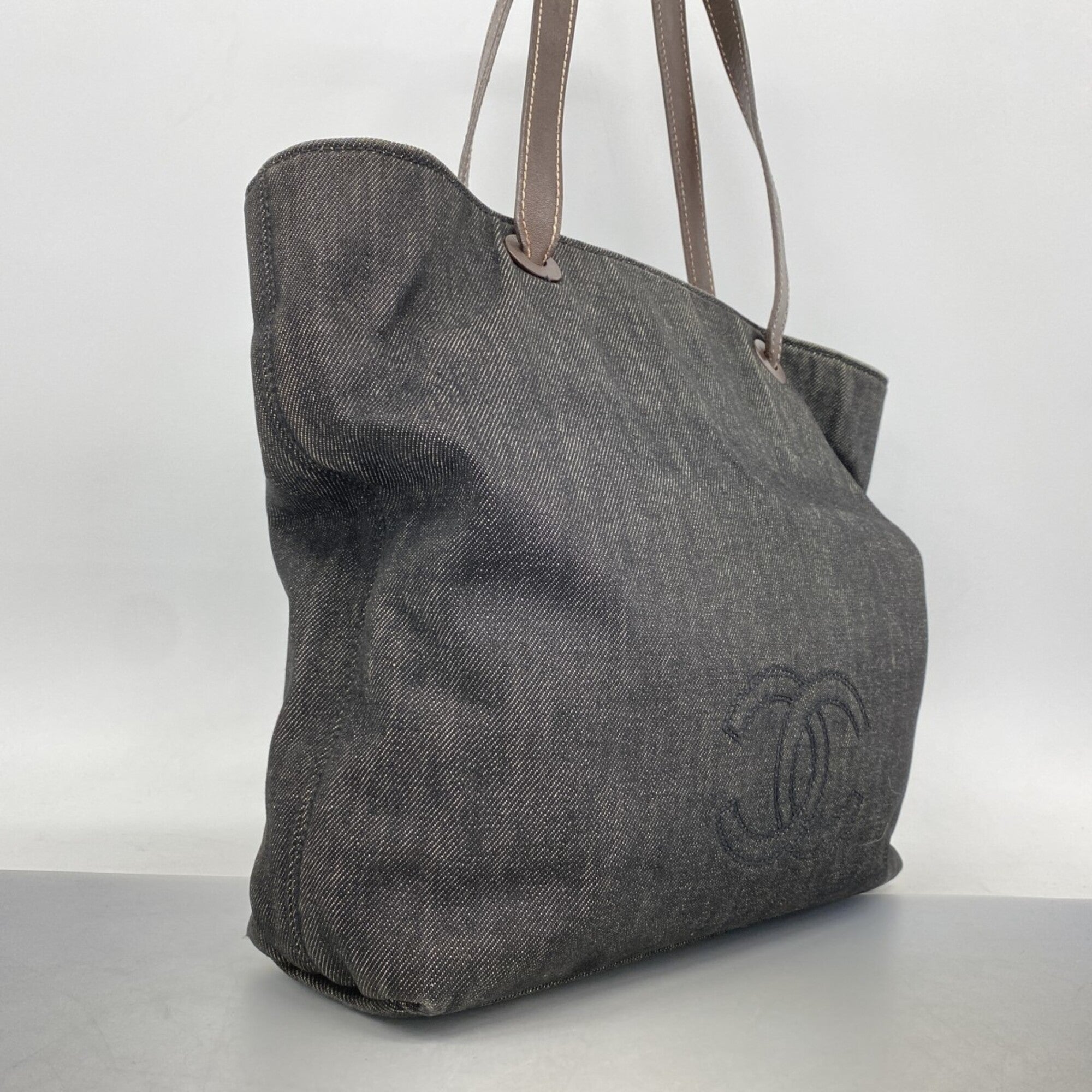 Chanel Black Brown Denim Tote Bag (Pre-Owned)