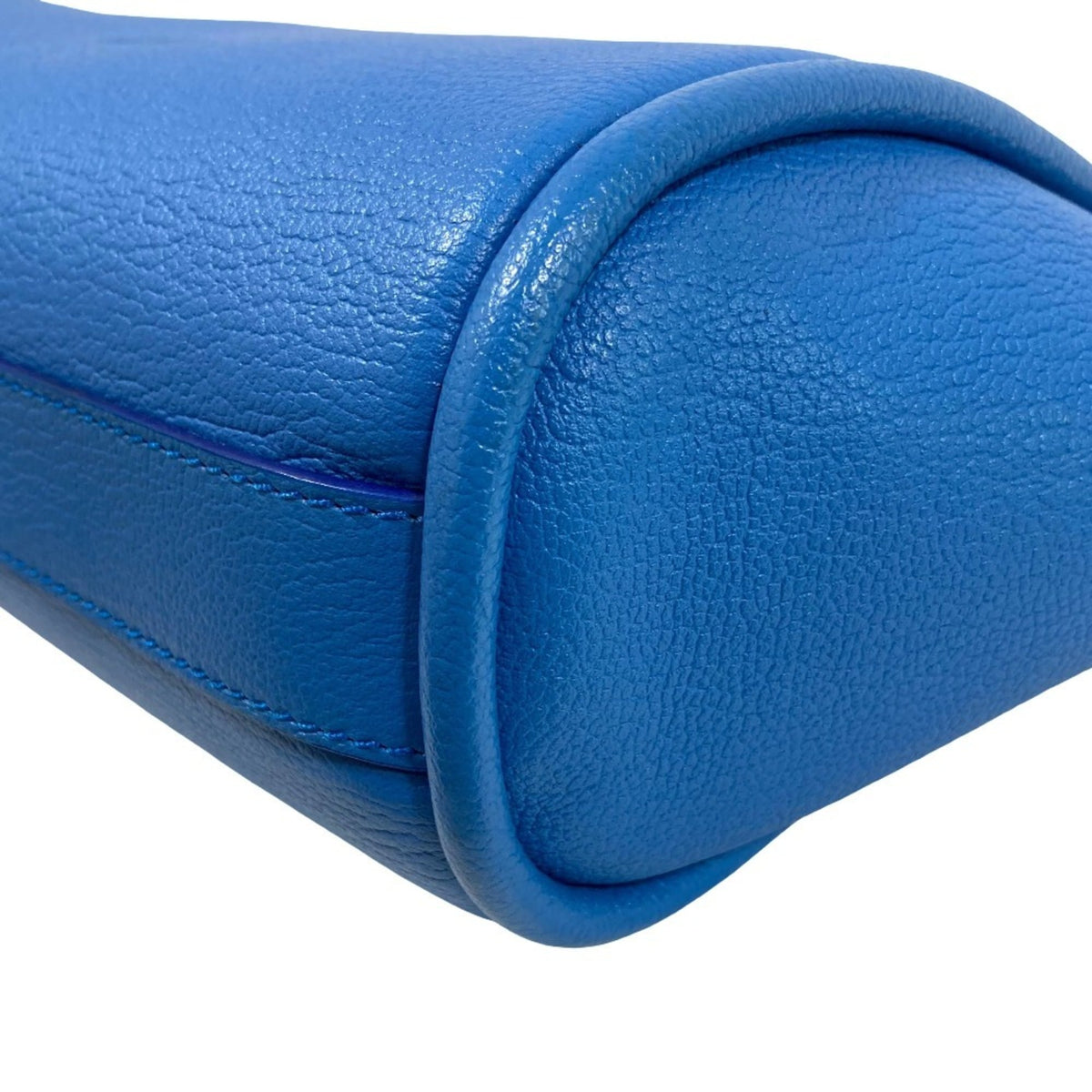 Bally Blue Leather Shoulder Bag (Pre-Owned)