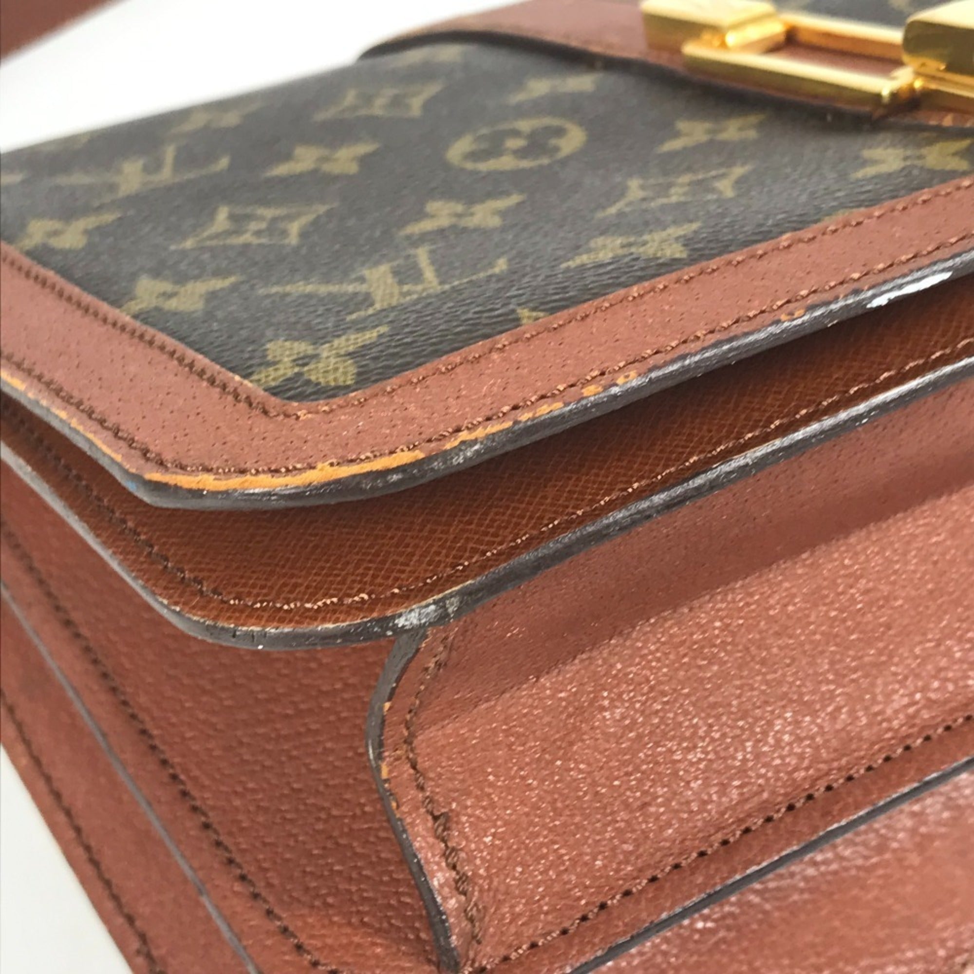 Louis Vuitton Brown Monogram Canvas Pochette Shoulder Bag (Pre-Owned)
