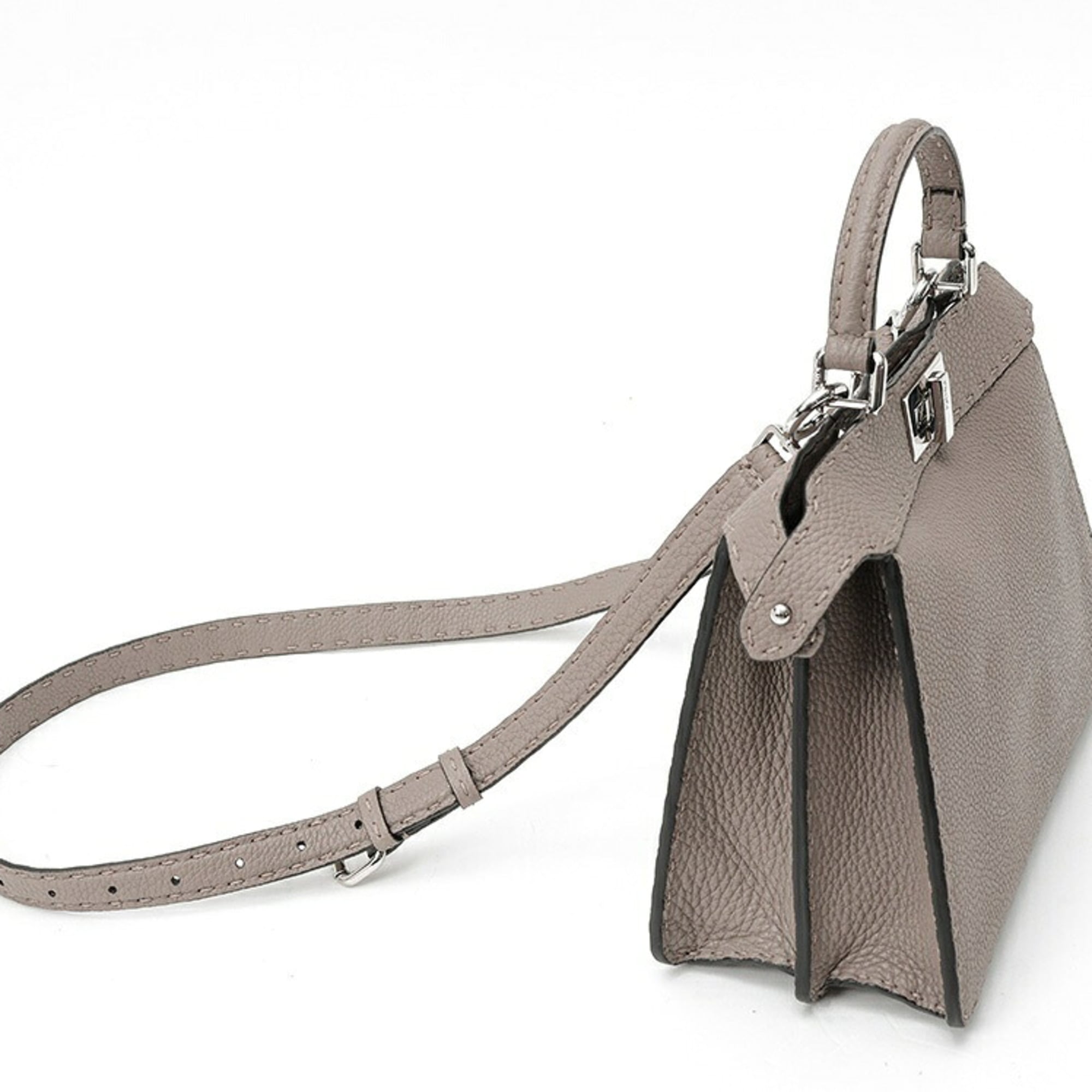 Fendi Grayish Leather Shoulder Bag (Pre-Owned)