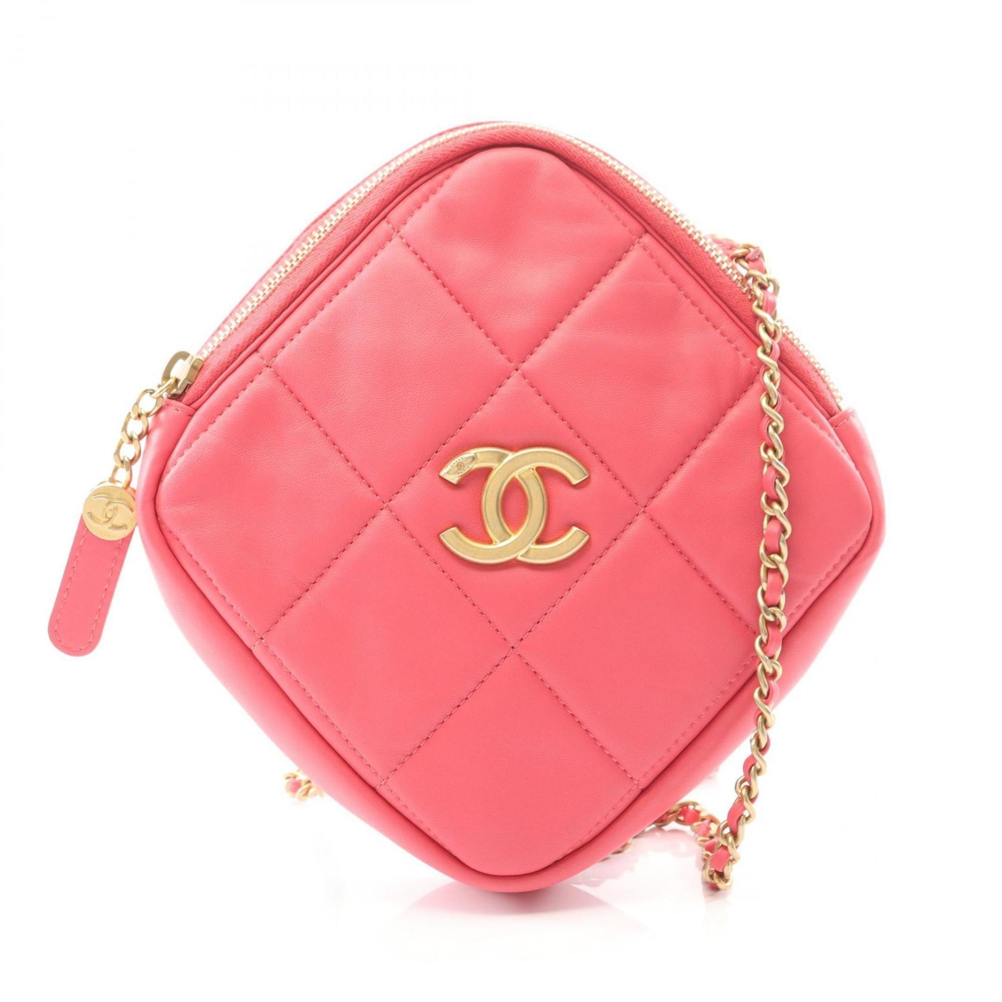 Chanel Pink Leather Shoulder Bag (Pre-Owned)