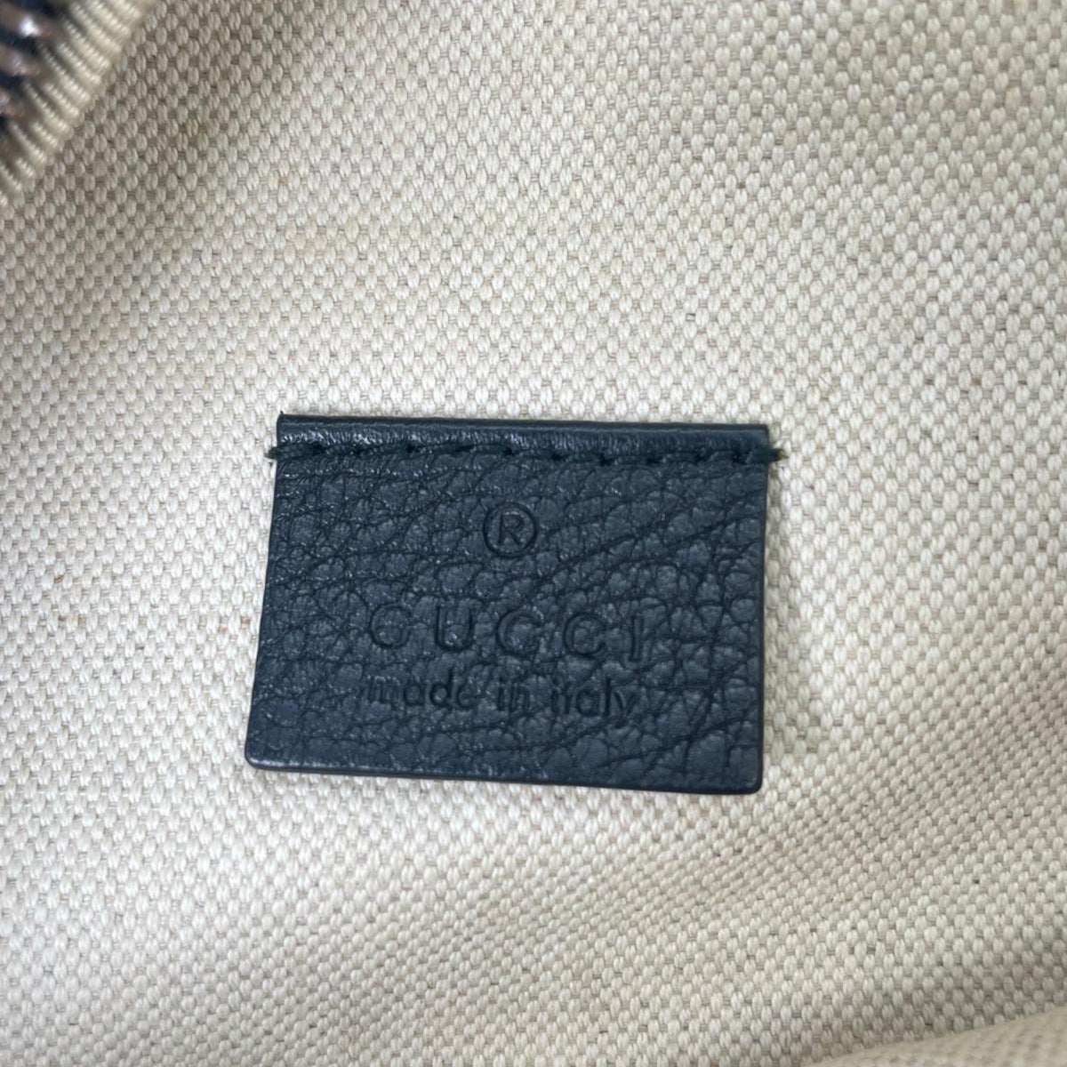 Gucci Black Leather Fanny Pack Sling Bag (Pre-Owned)