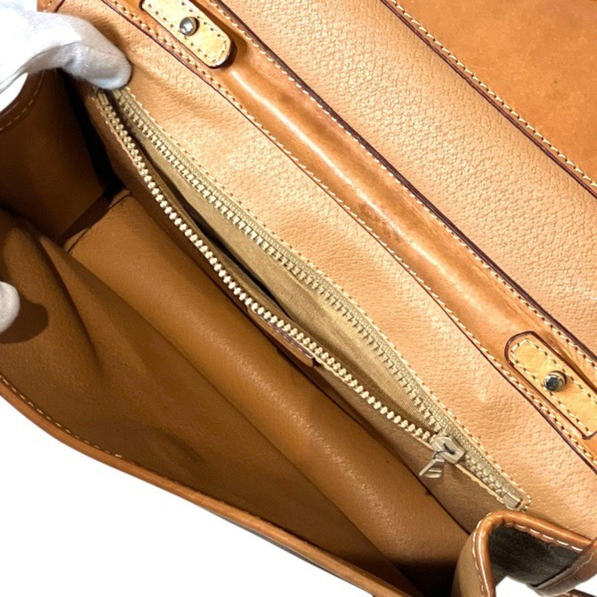 Celine Brown Leather Shoulder Bag (Pre-Owned)
