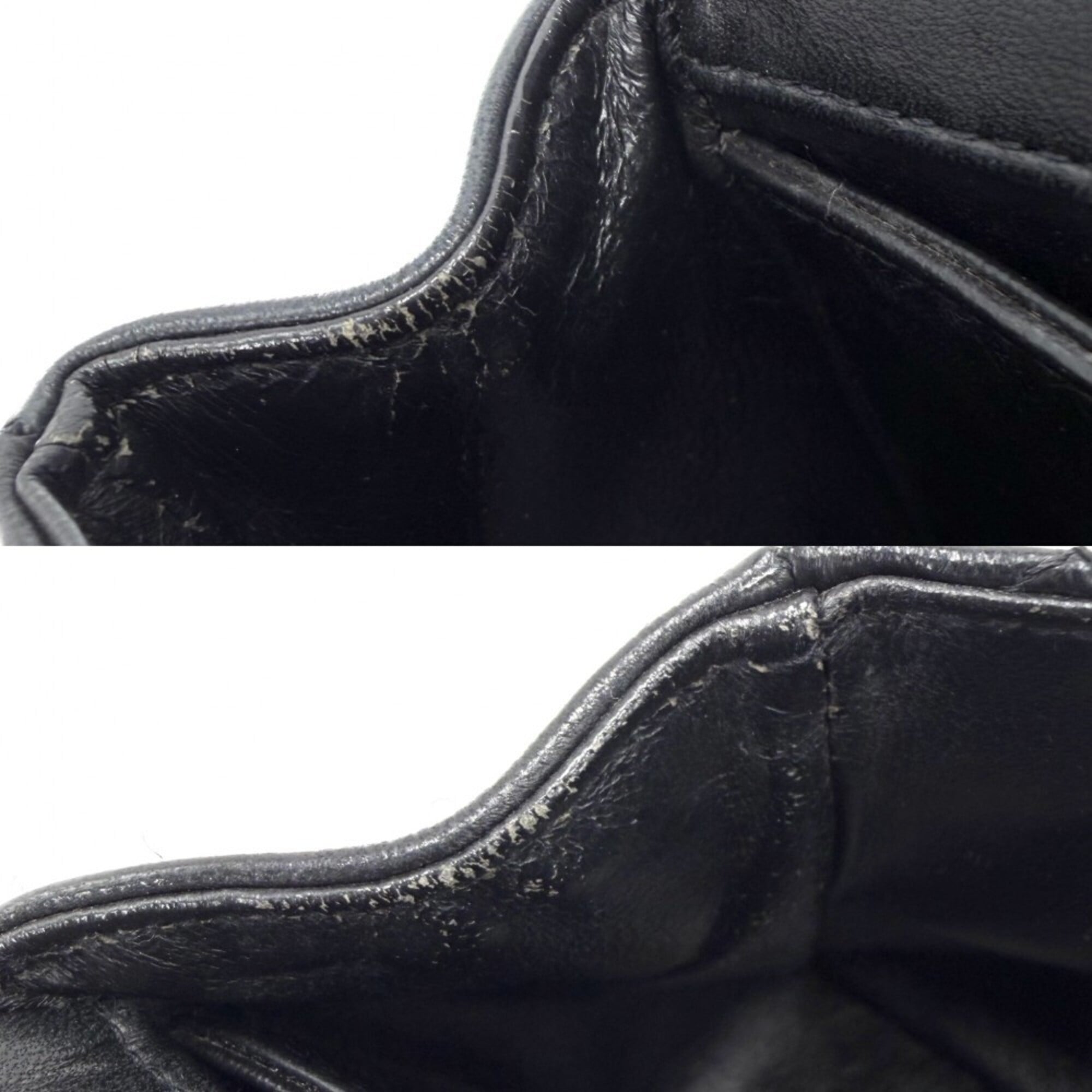 Chanel Matelasse Black Leather Shoulder Bag (Pre-Owned)