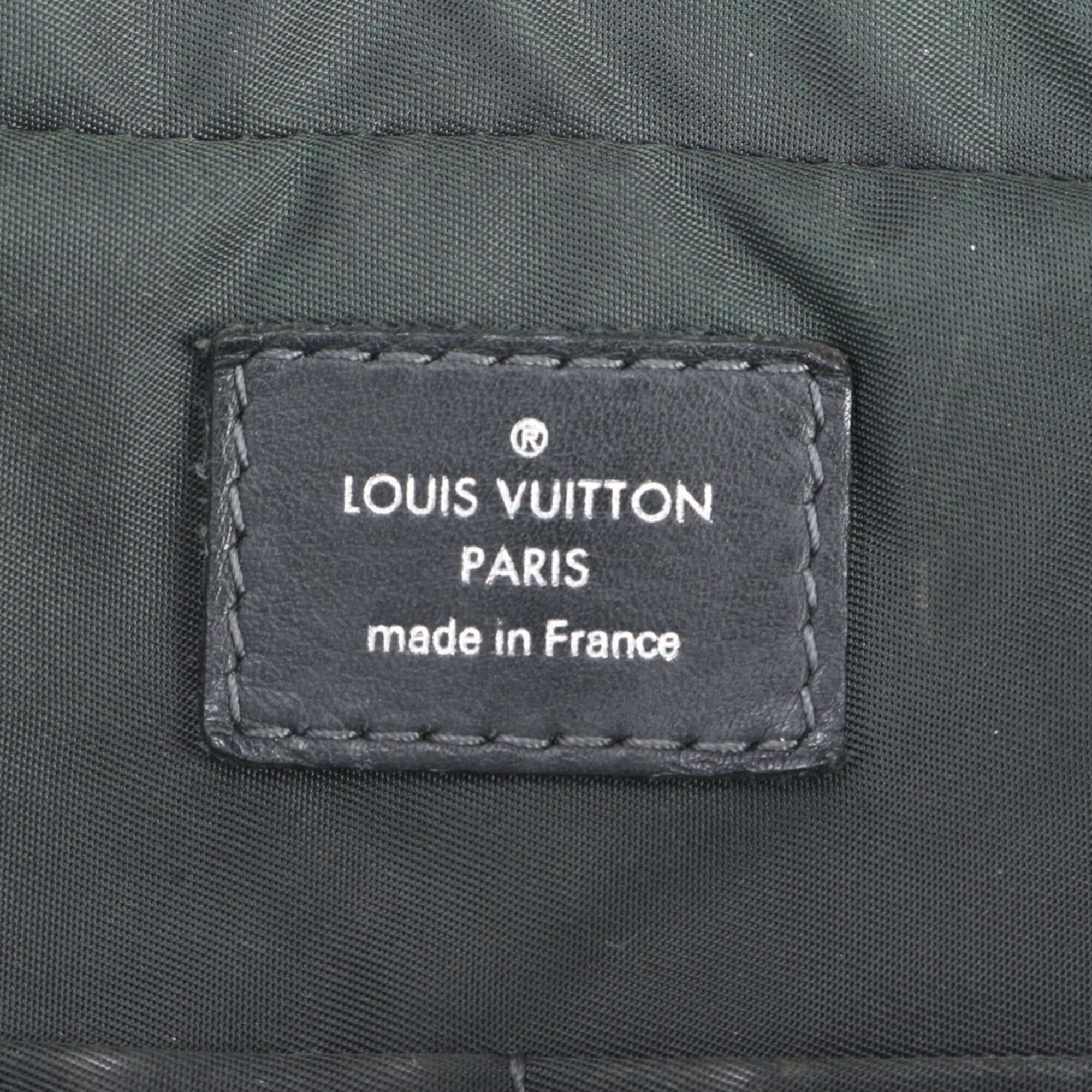 Louis Vuitton Gray Leather Fanny Pack Sling Bag (Pre-Owned)