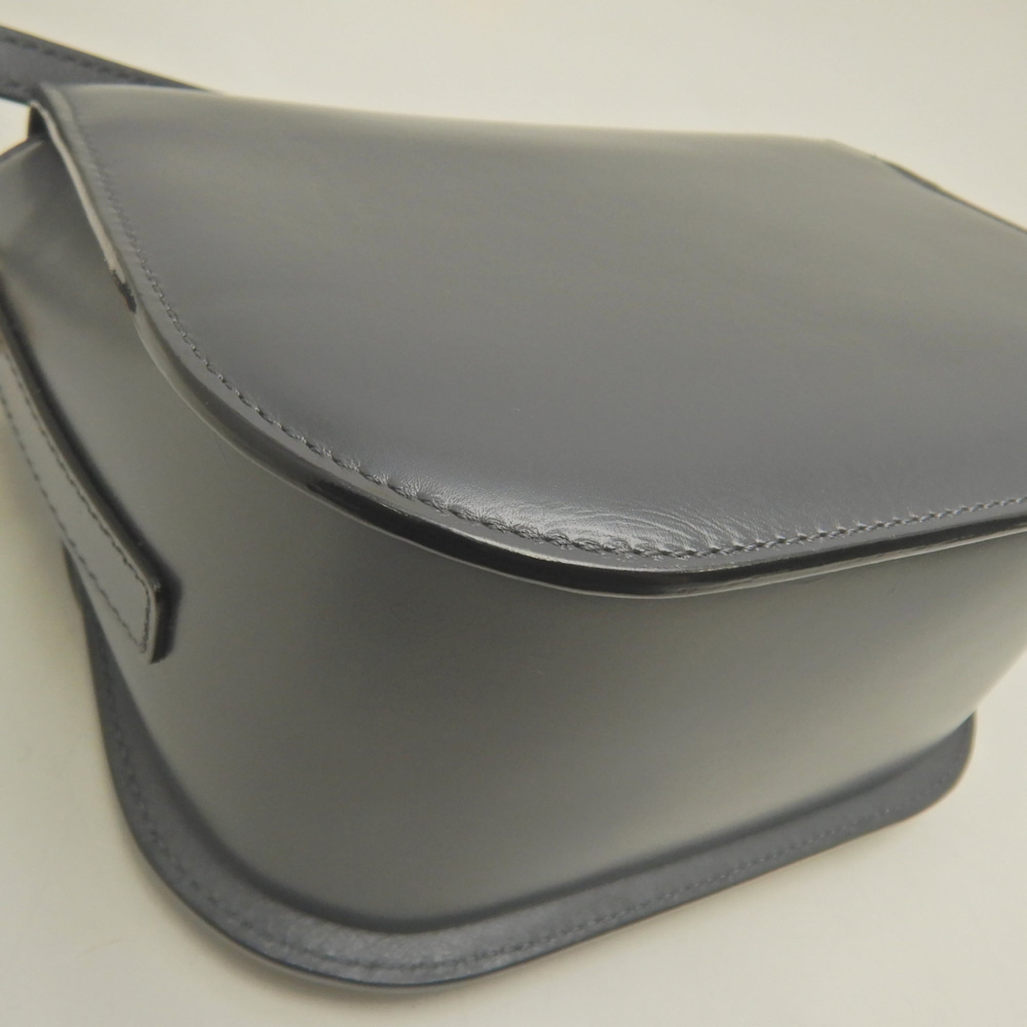 Valextra Gray Navy Leather Shoulder Bag (Pre-Owned)