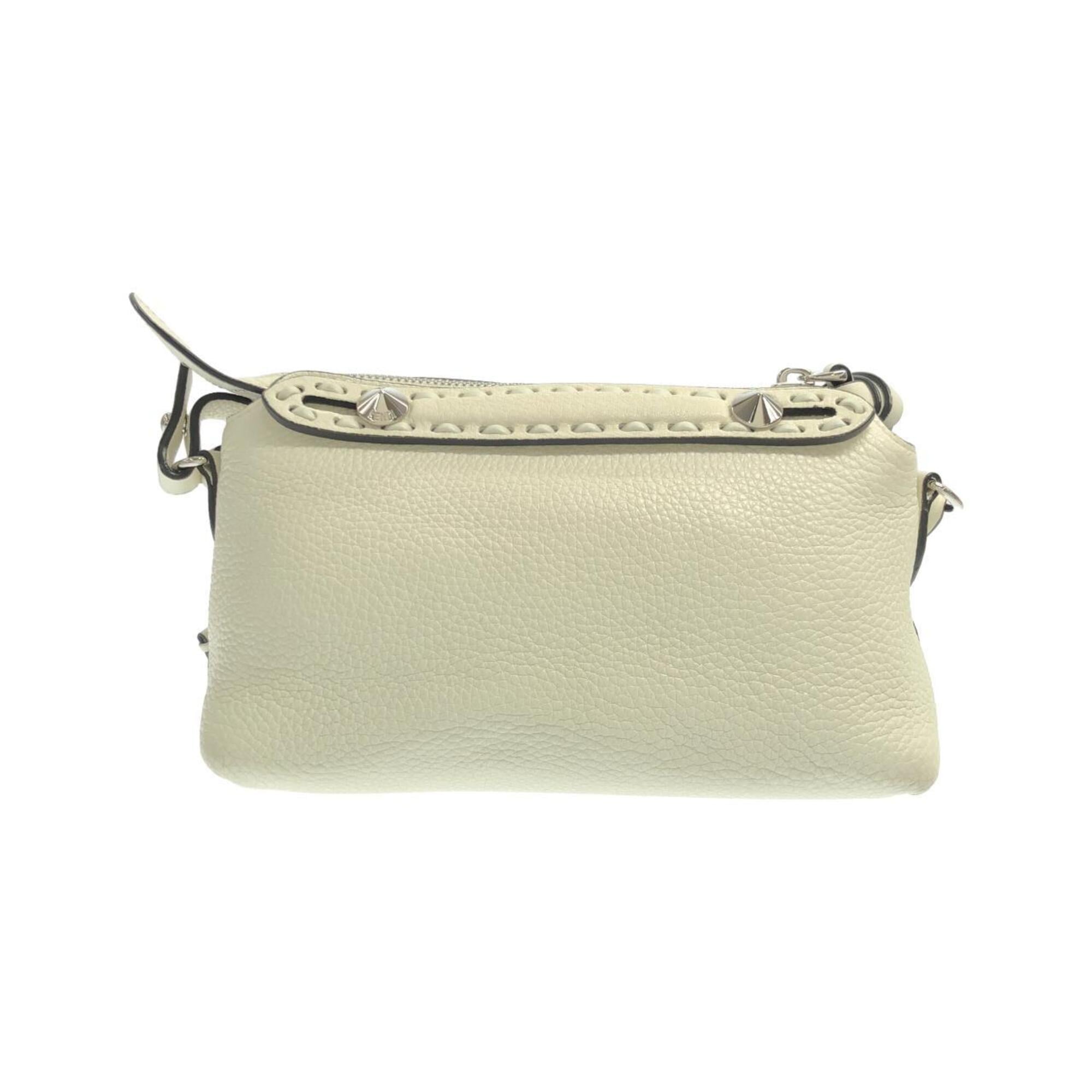 Fendi Silver White Leather Handbag (Pre-Owned)