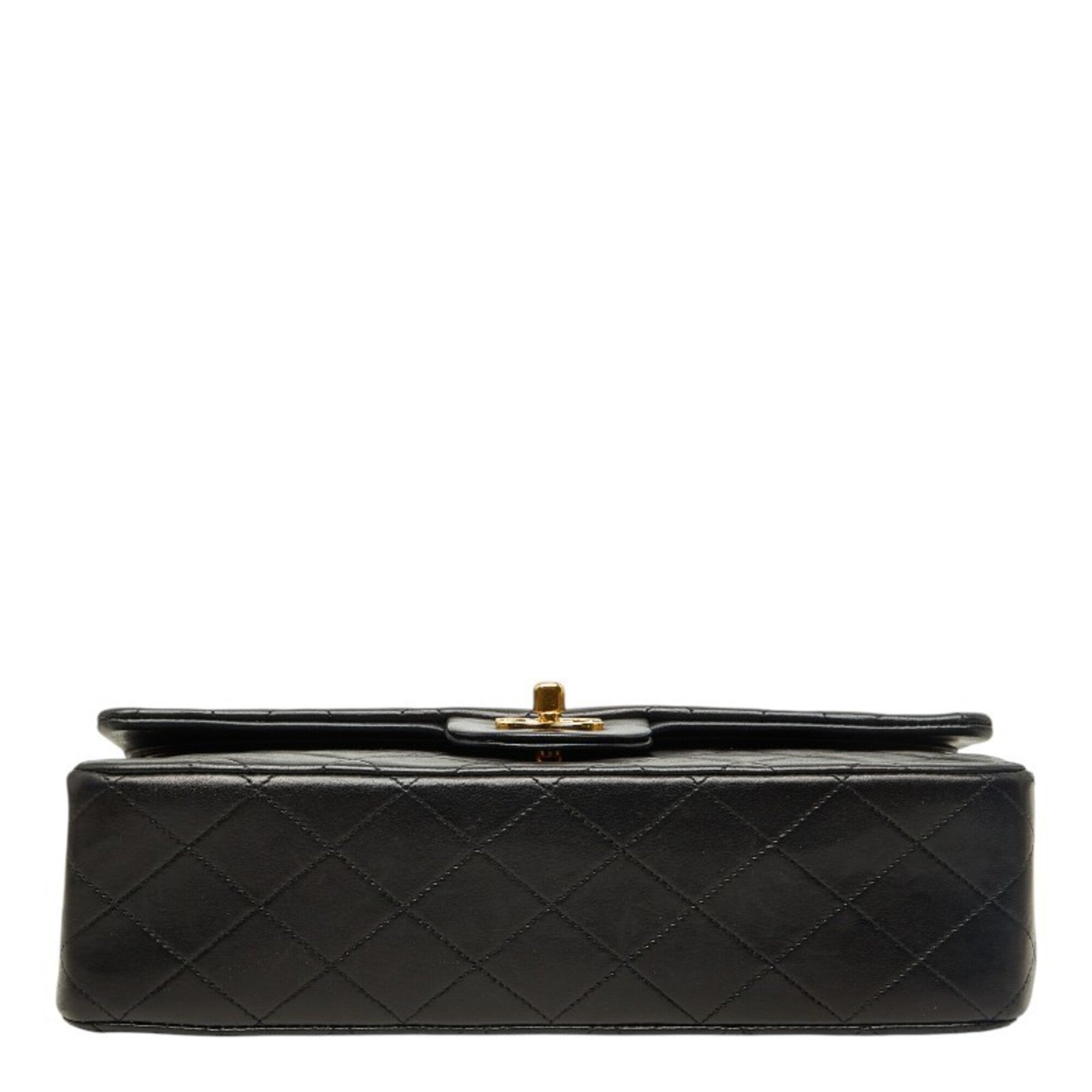Chanel Black Leather Shoulder Bag (Pre-Owned)