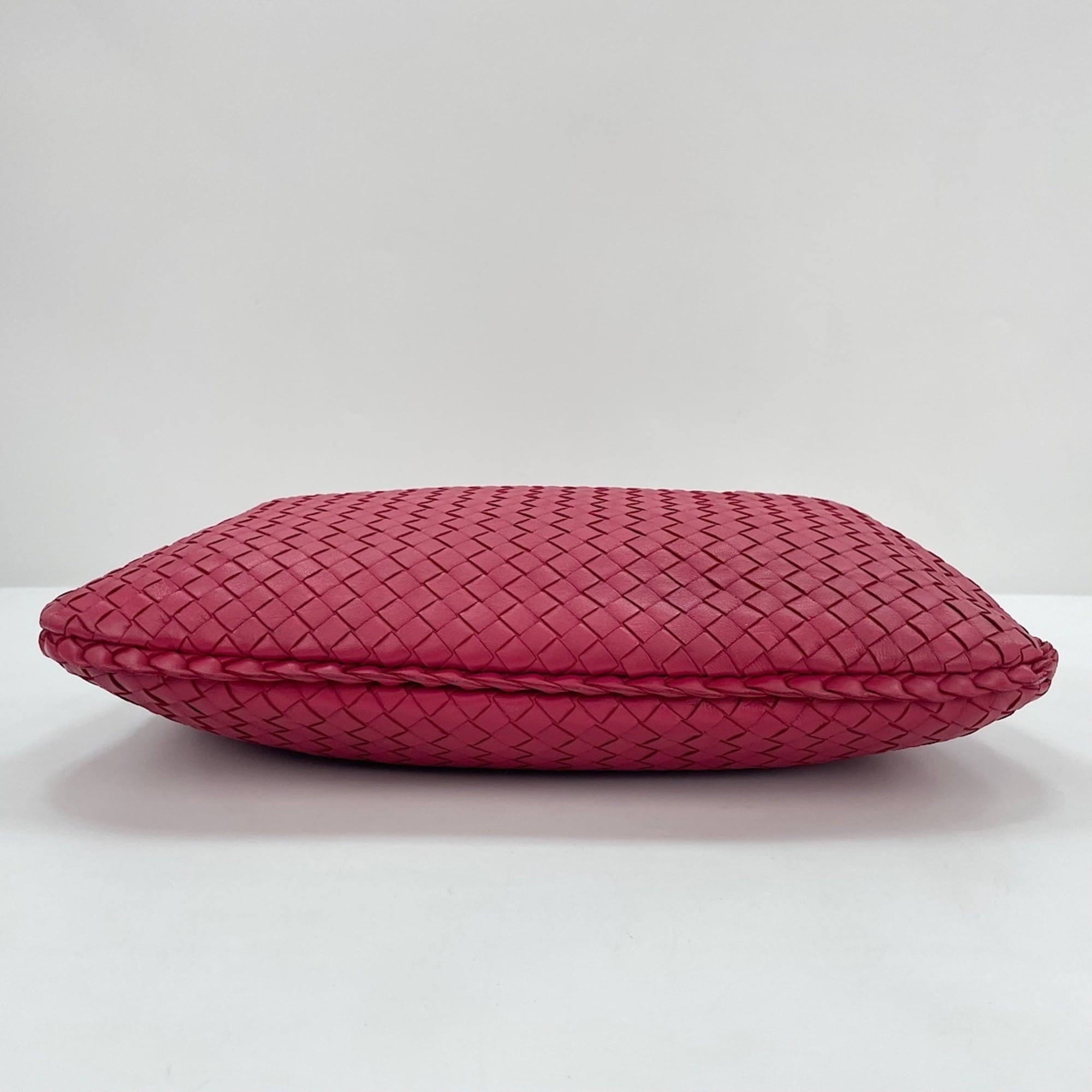 Bottega Veneta Red Color Shoulder Bag (Pre-Owned)
