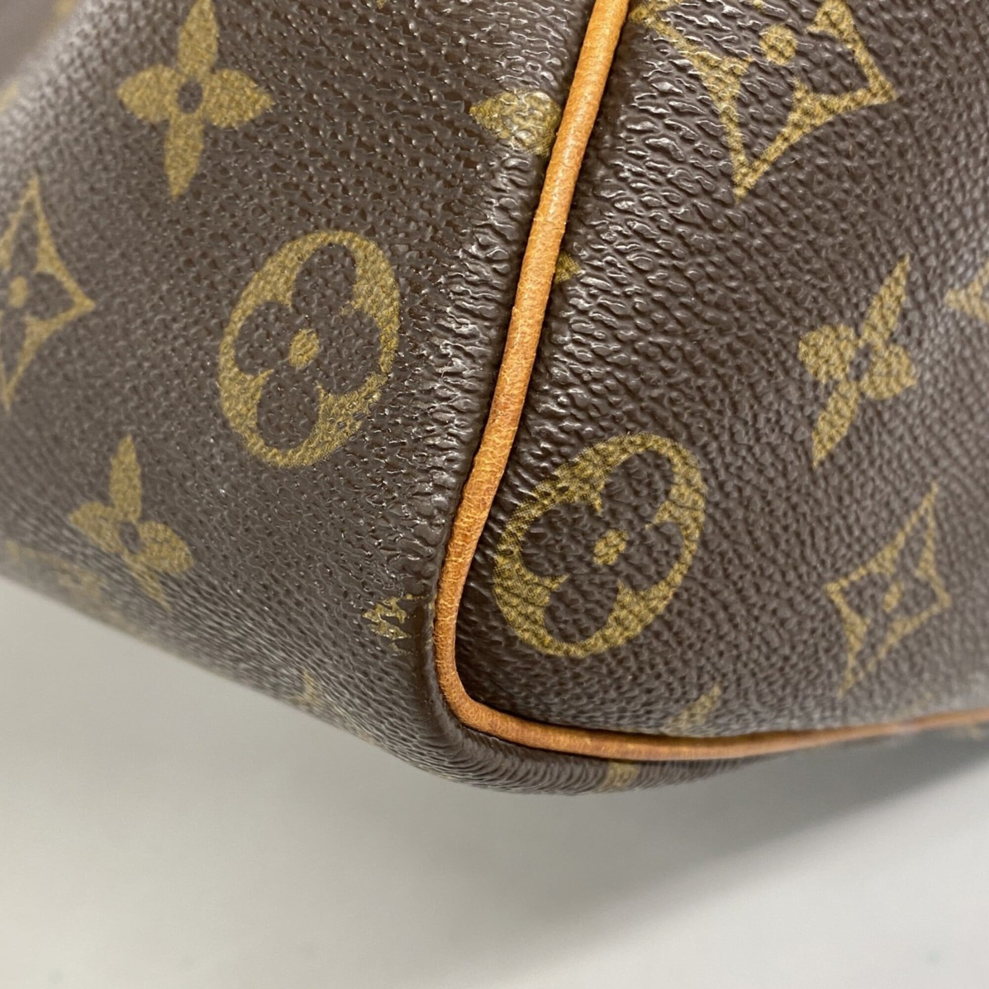 Louis Vuitton Brown Handbag (Pre-Owned)